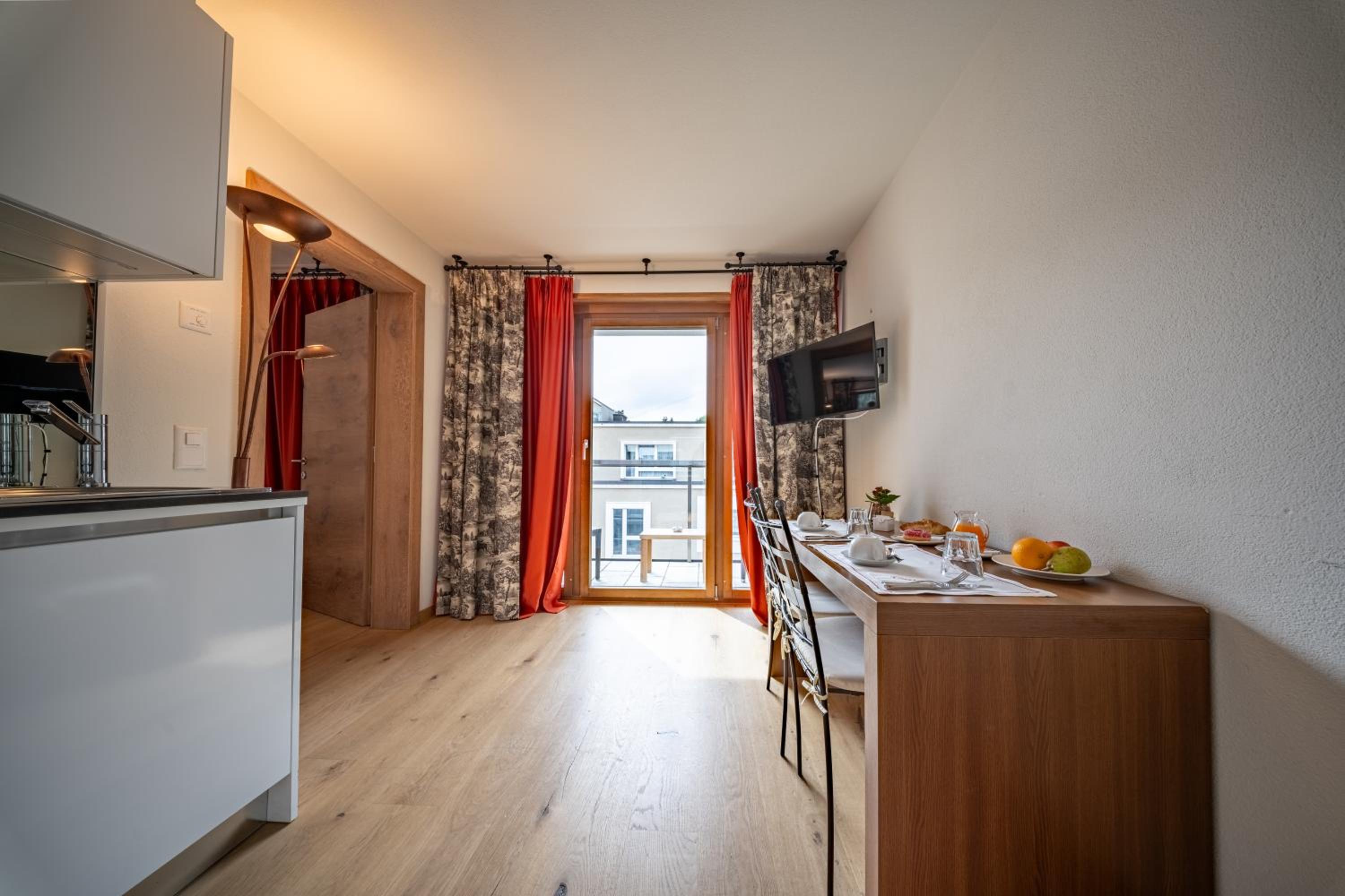 Apartment (4 adults + 1 child) thumbnail 6