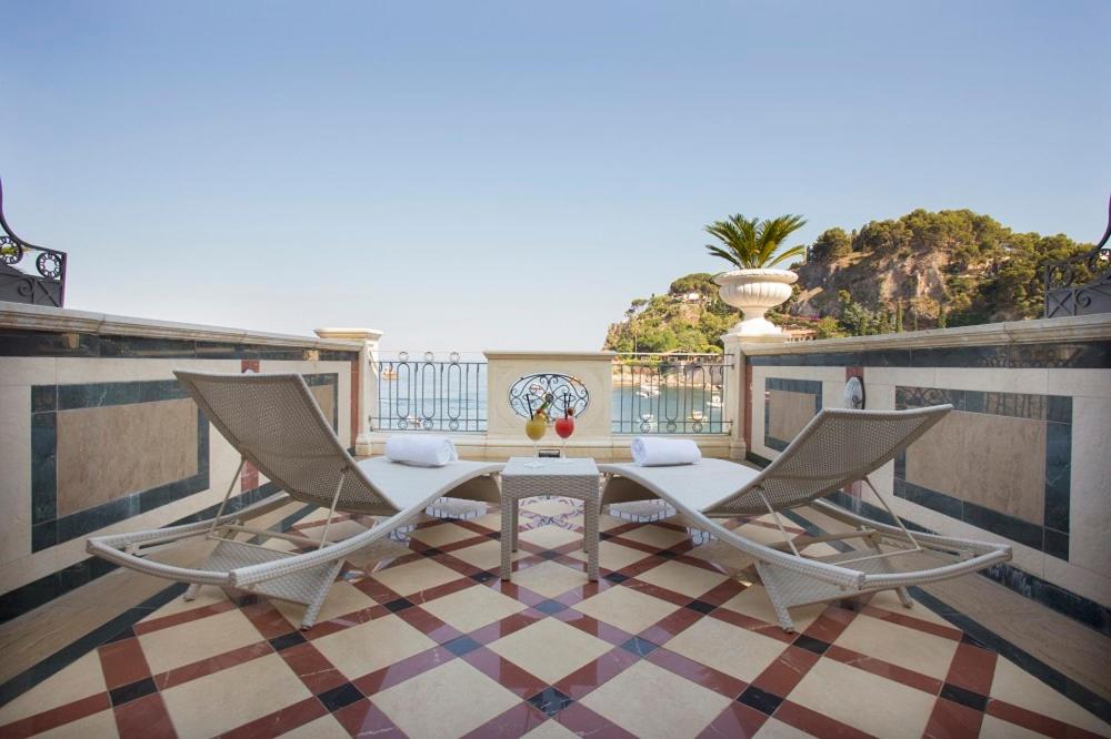 Deluxe Double Room with Sea View - Photo 2