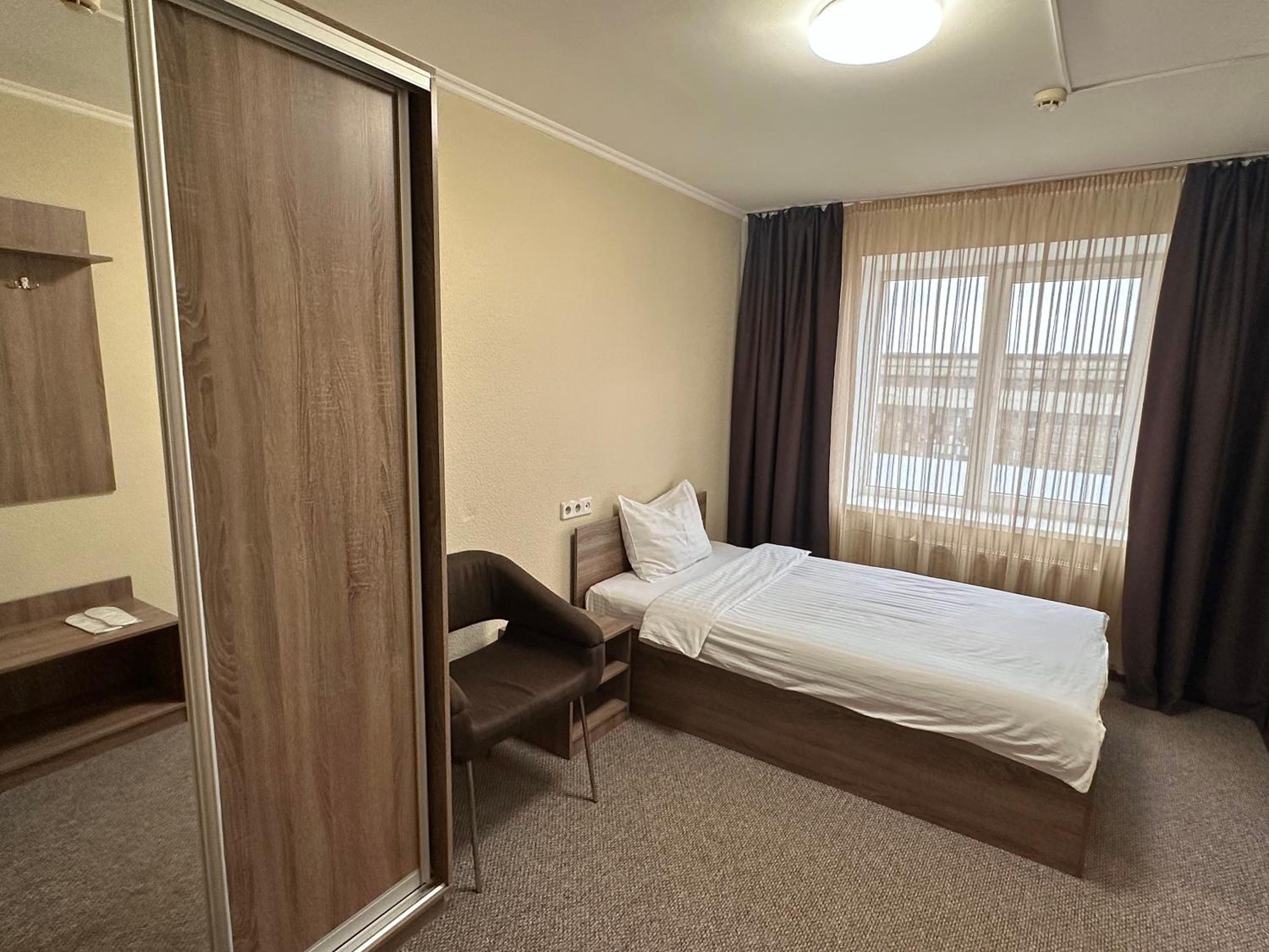 Deluxe Twin Room photo 2