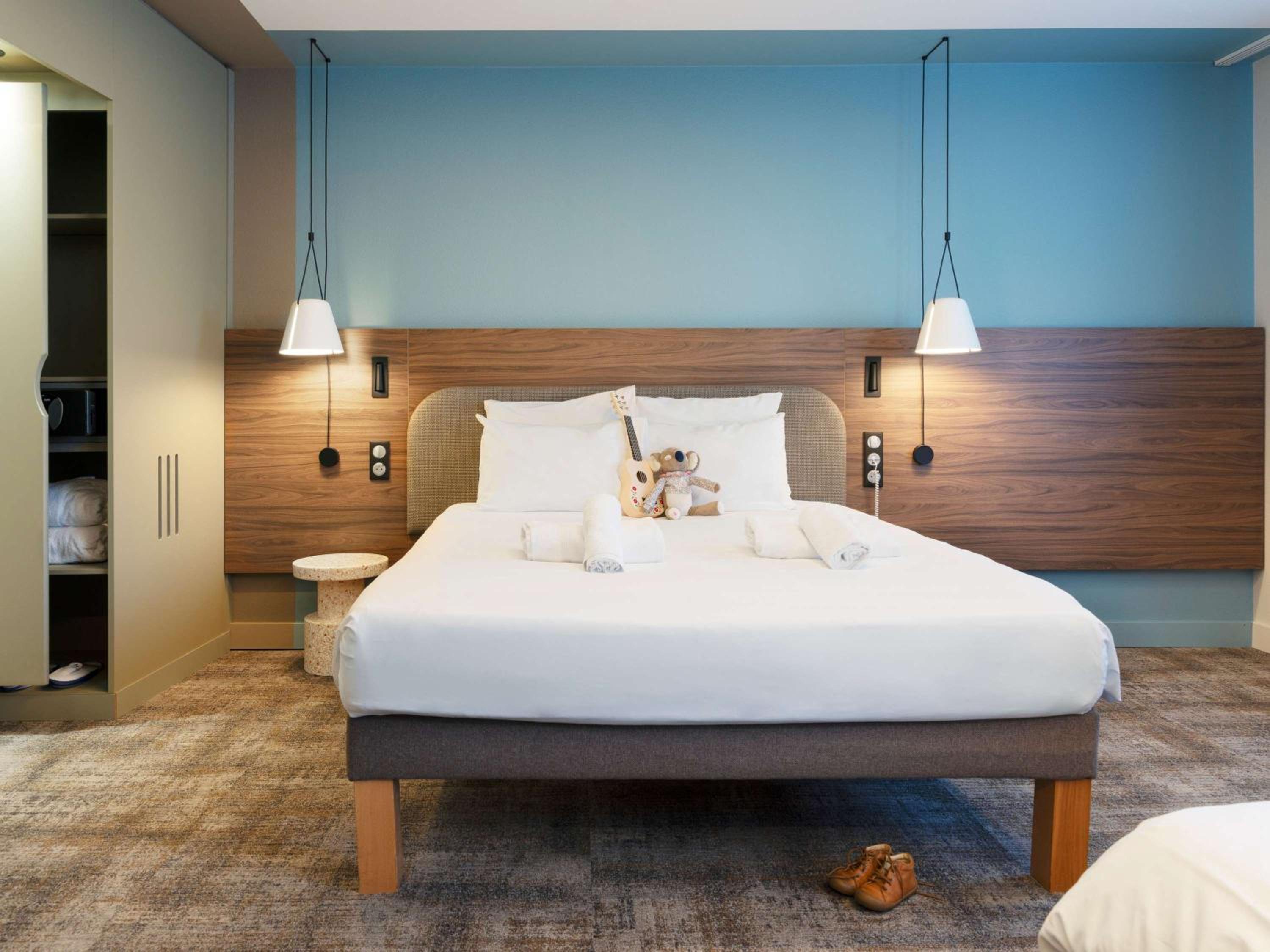 Executive Suite with Double Bed and Sofa Bed - Photo 1