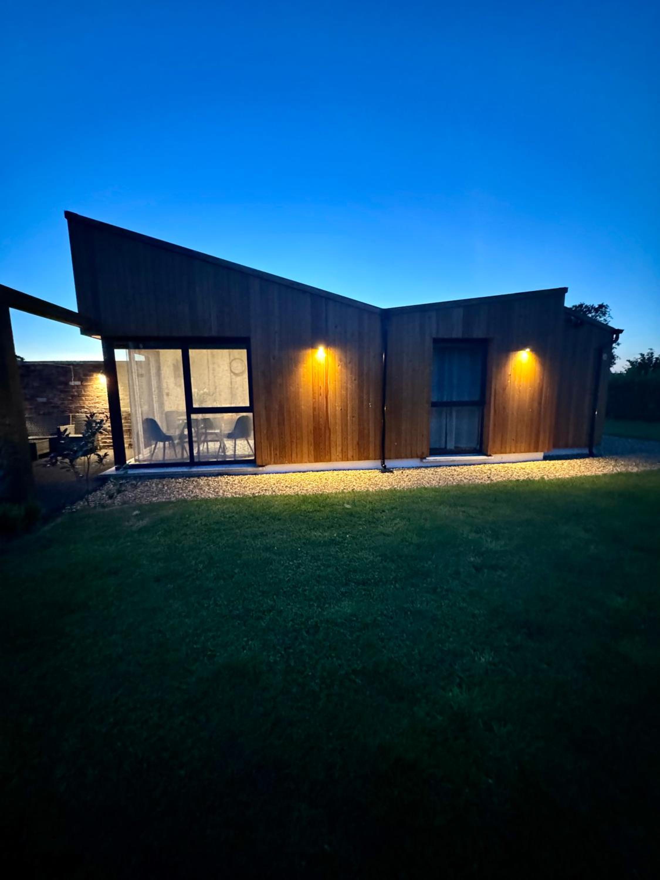 One-Bedroom Chalet - Photo 14