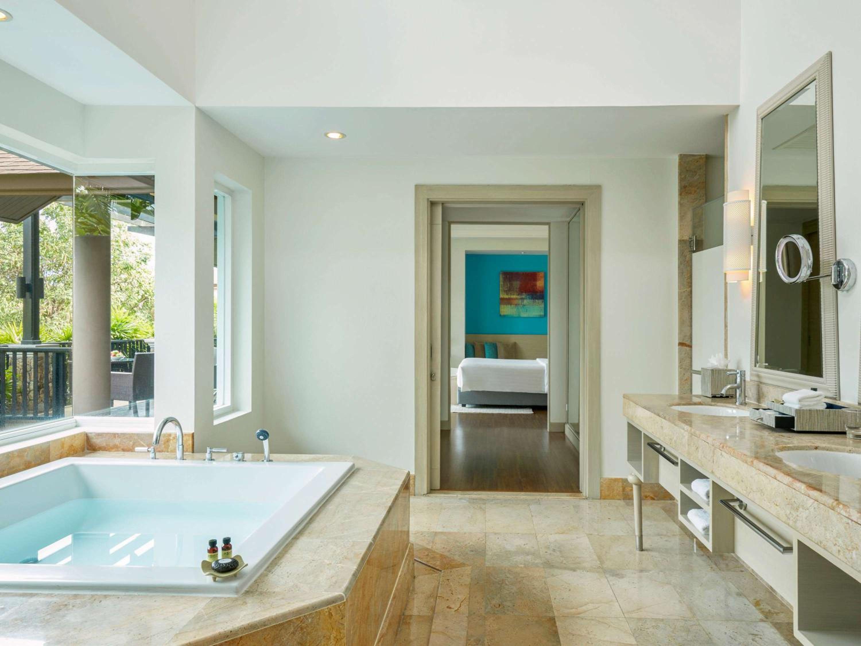 Pool Villa Garden View, 1 King Bed, a Tropical Oasis to Recharge - Photo 5