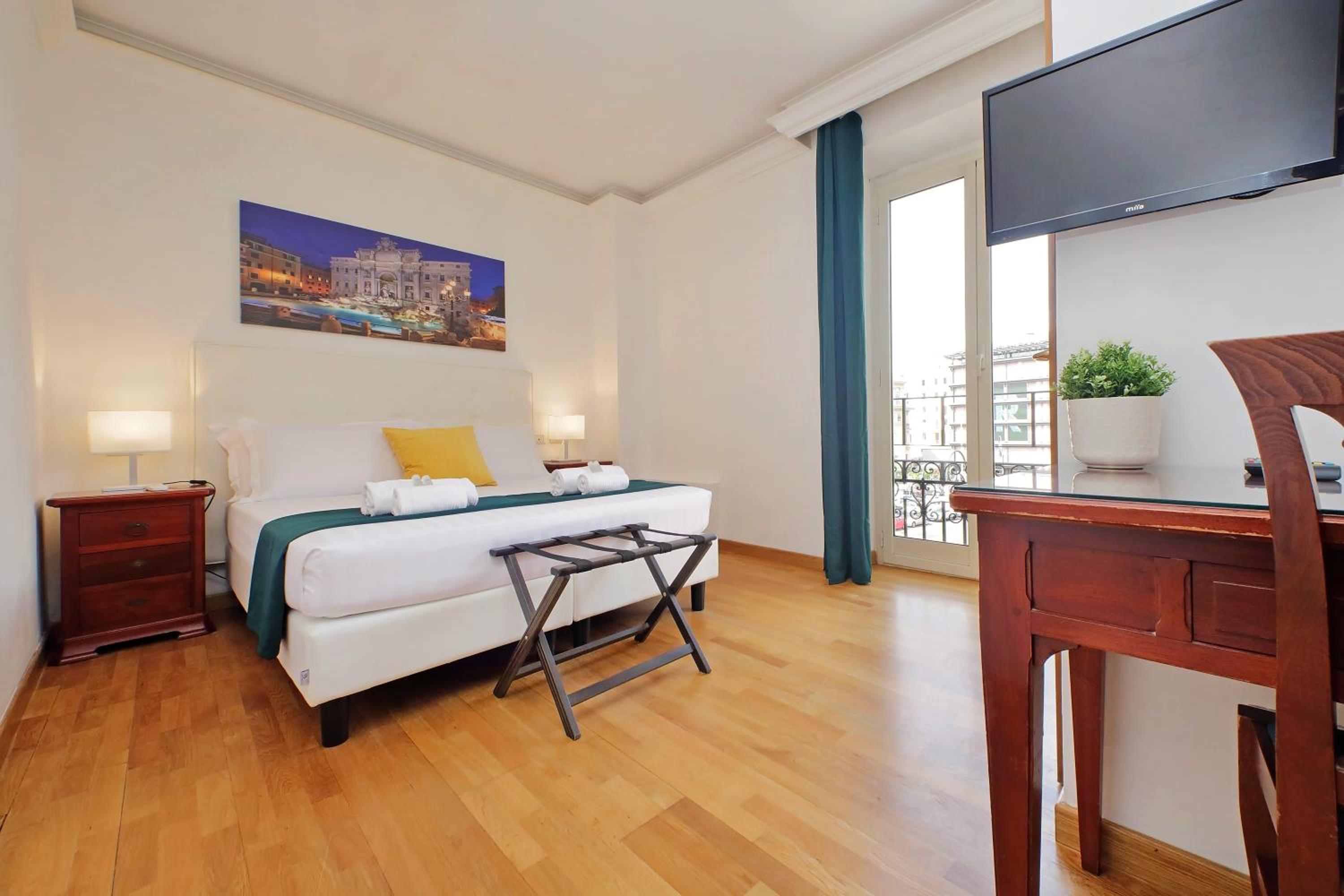 Deluxe King Room