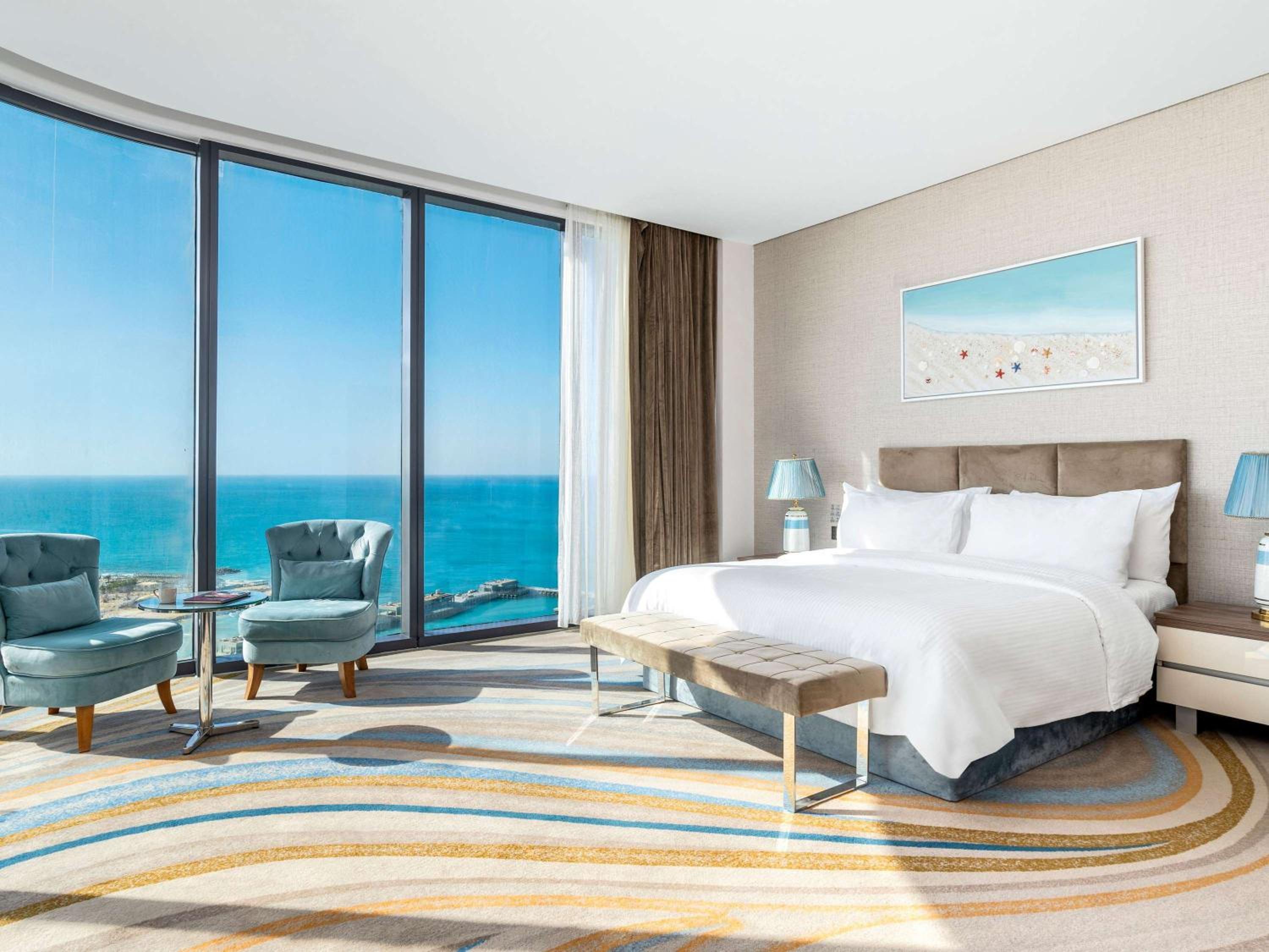 Premium Room Panoramic View - Photo 1