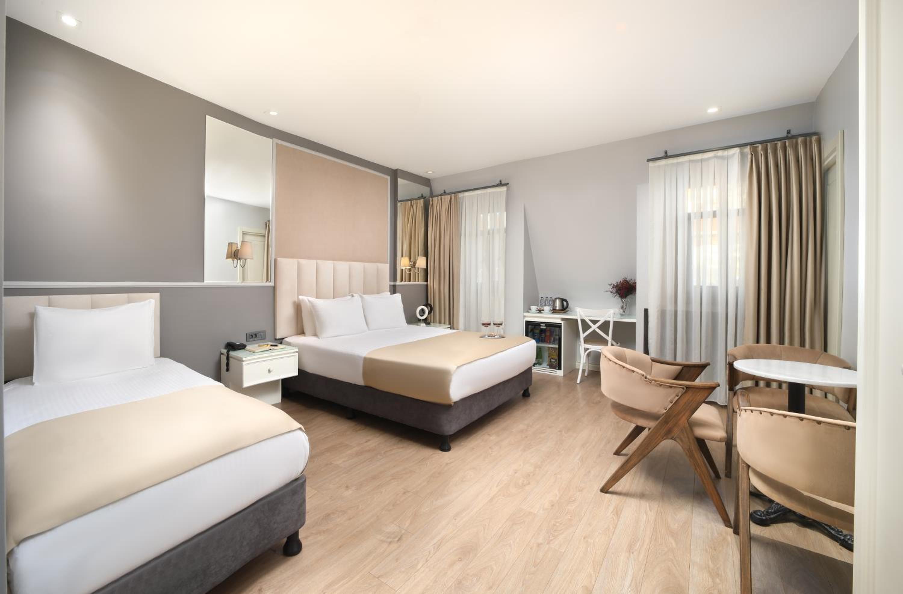 Standard Triple Room photo 3