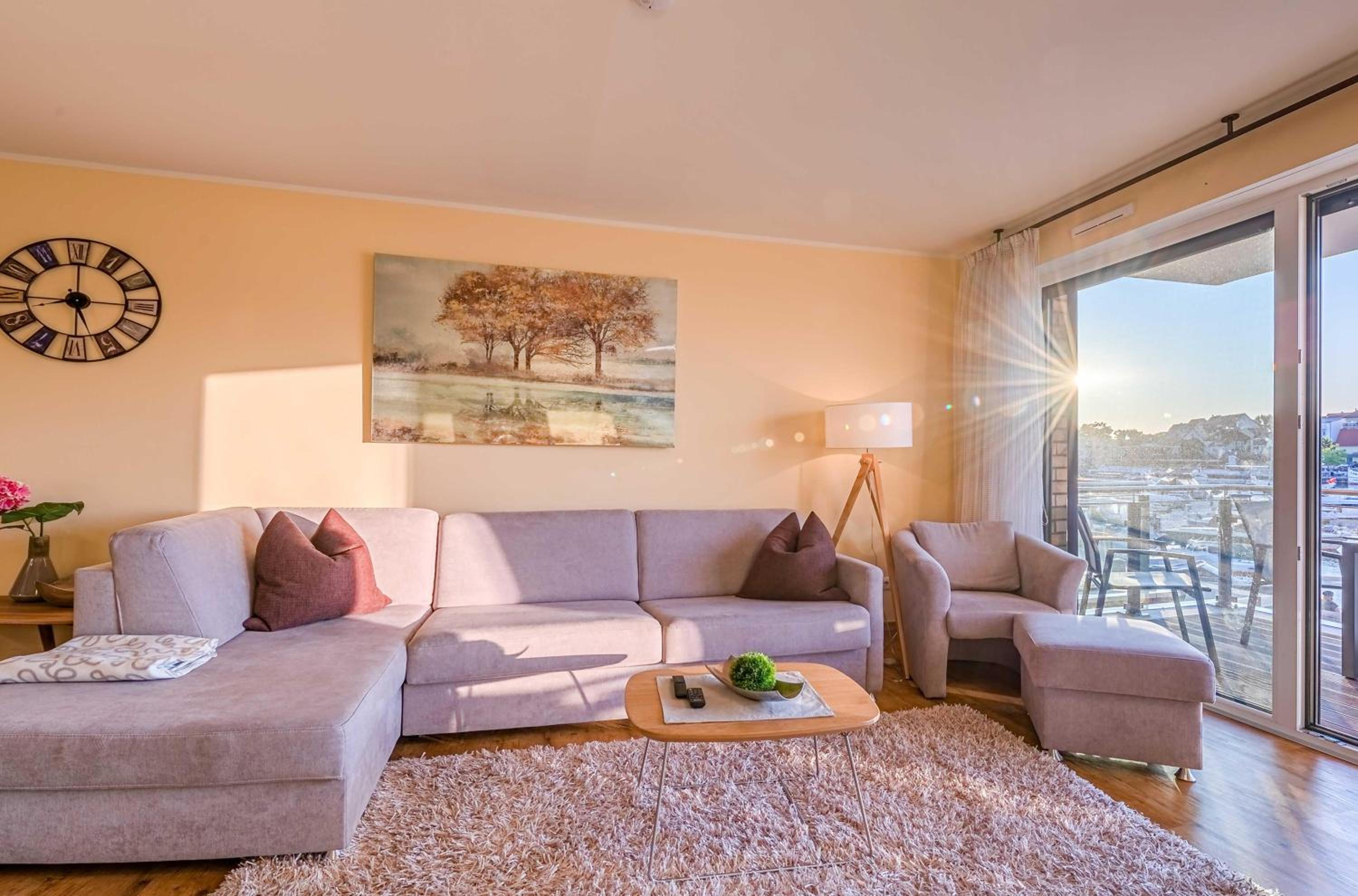 Apartment with Lake View photo 2