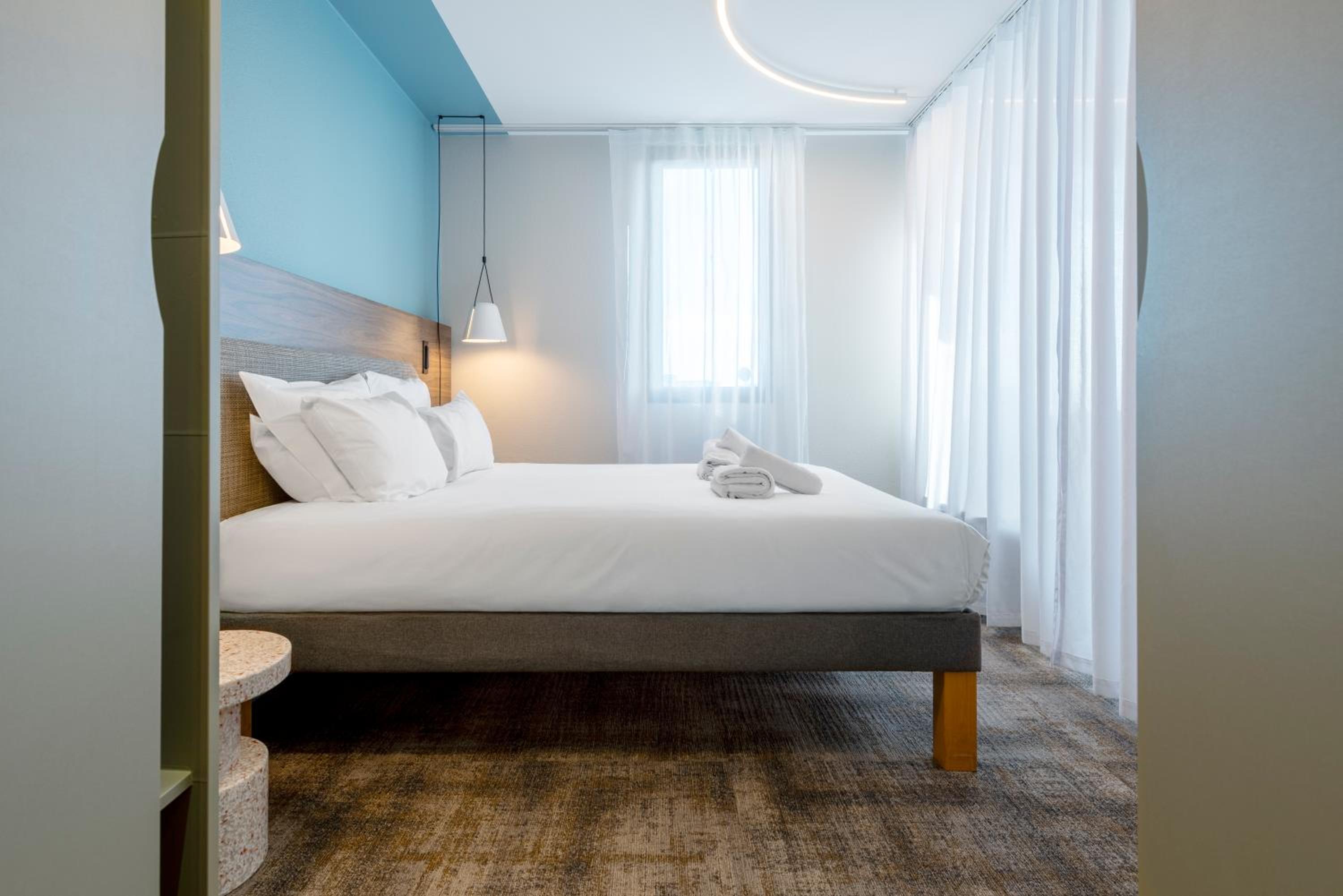 Superior Suite with 1 Double Bed and 1 Sofa Bed - Photo 4