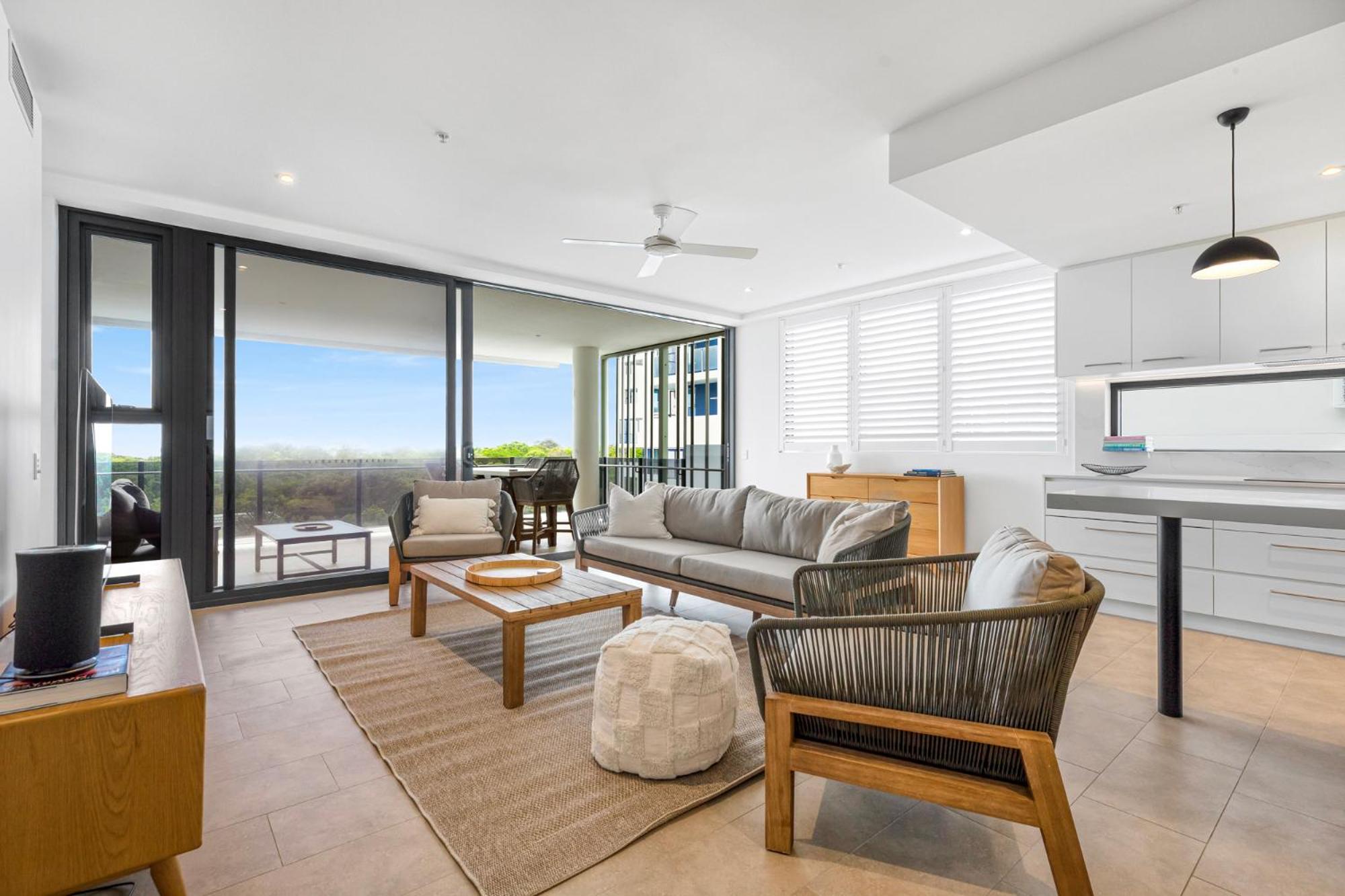 Three Bedroom Superior Ocean View Apartment