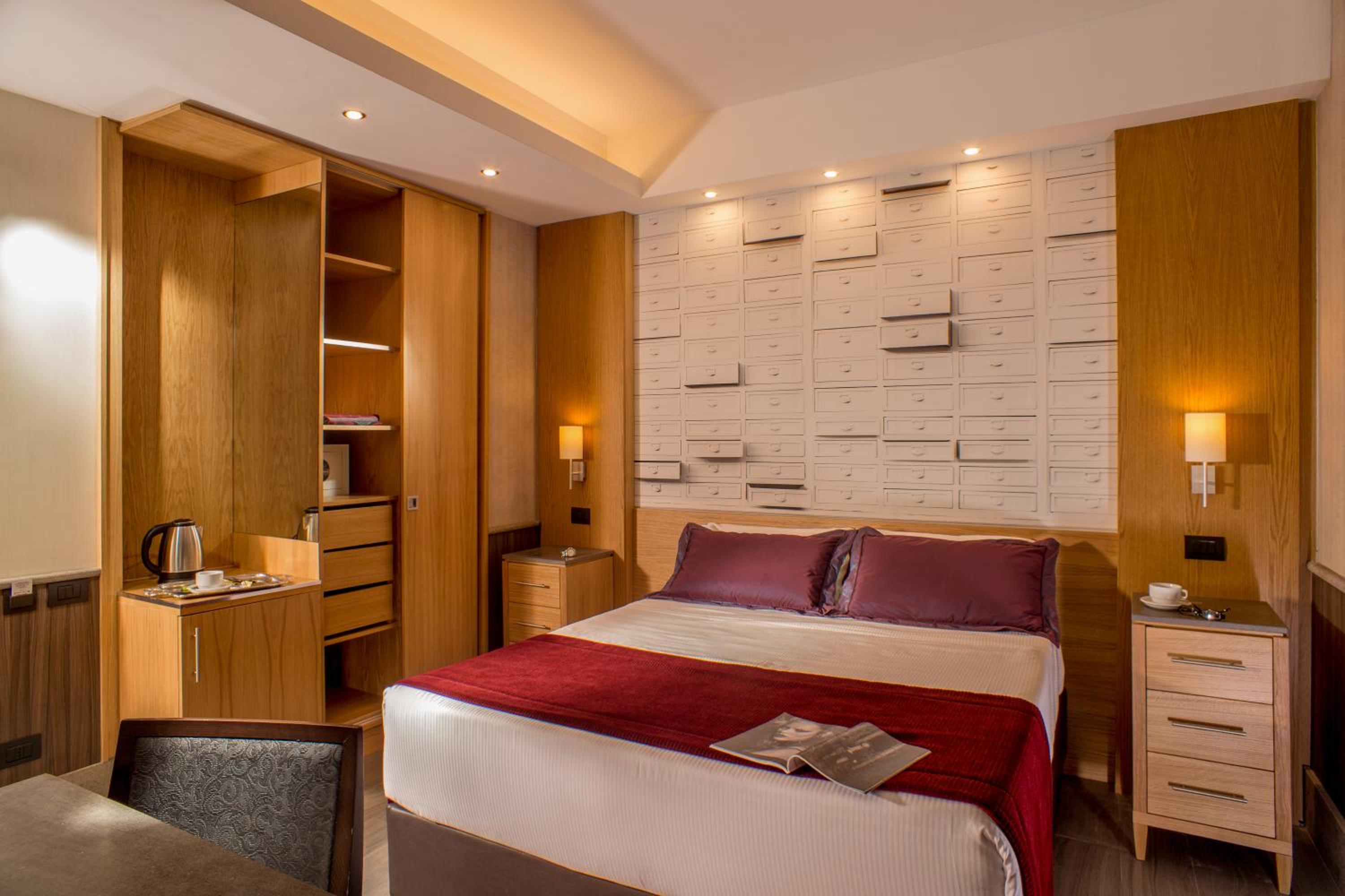 Deluxe Double Room with Balcony - Dependence
