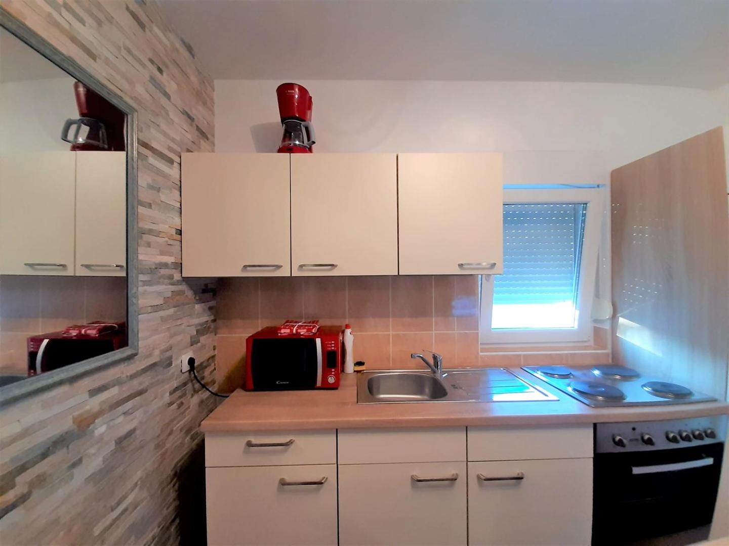 Apartment photo 3