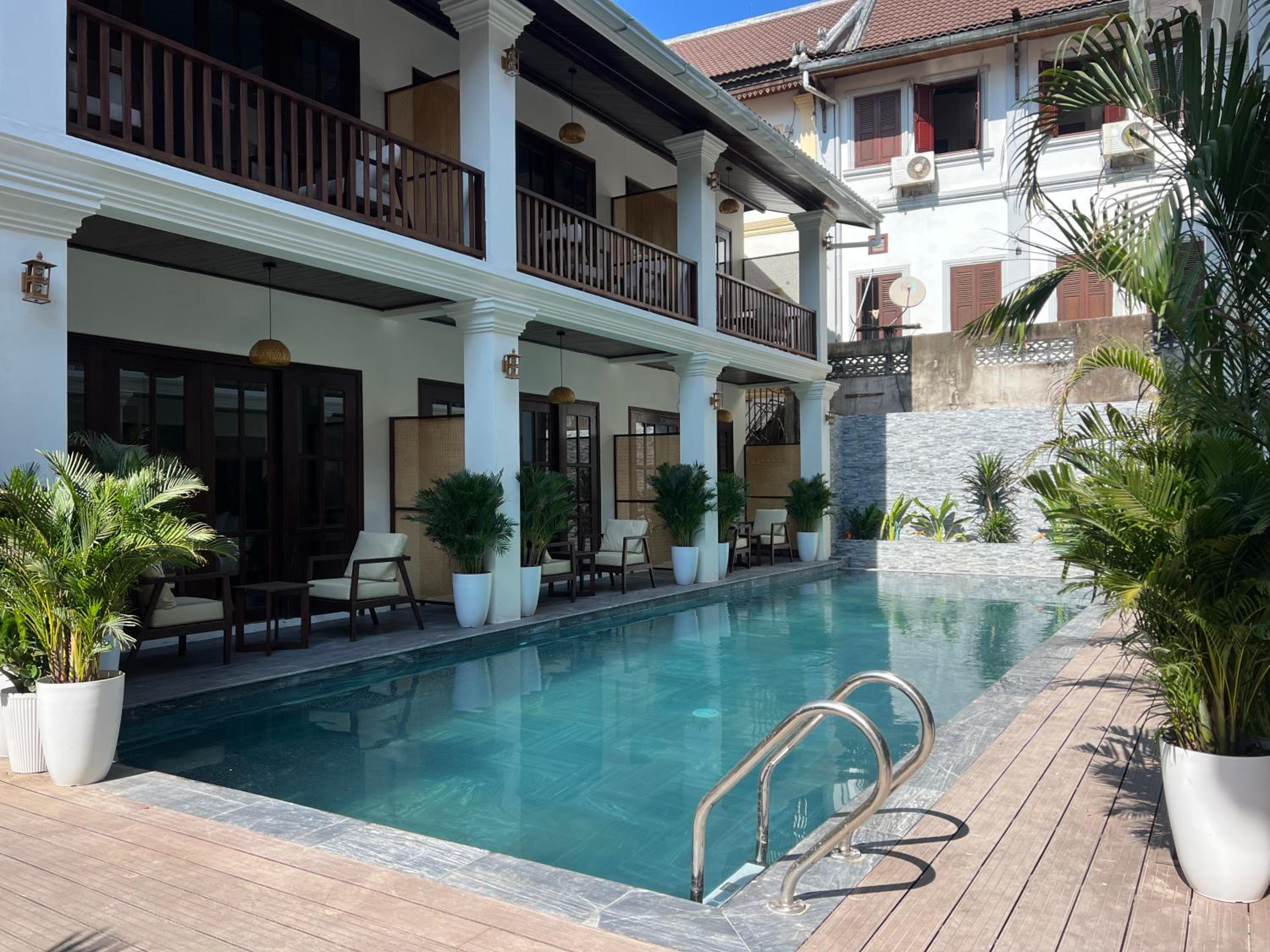 King Room with Pool View photo 2