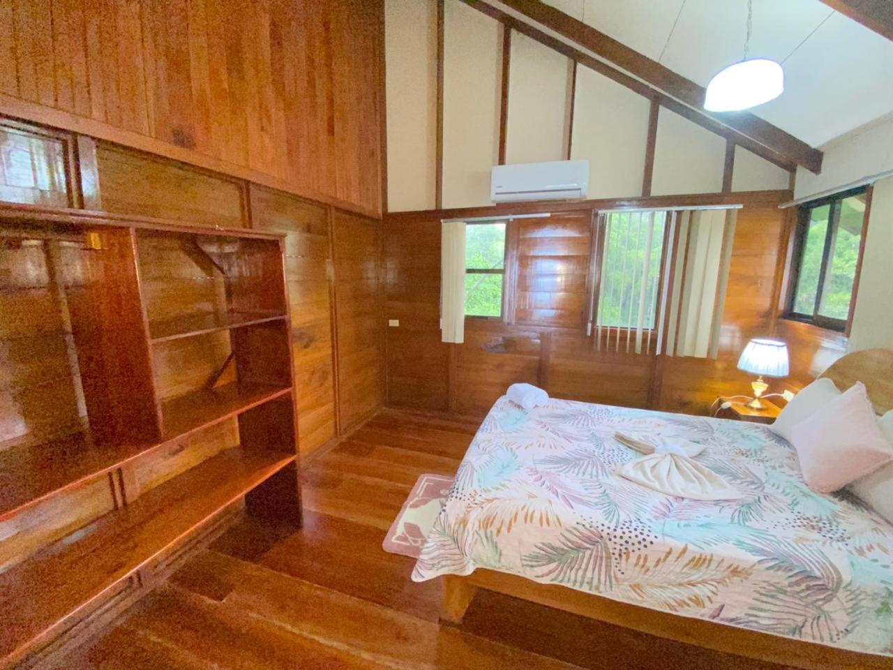 Family Two-Bedroom Apartment with Ocean View photo 3