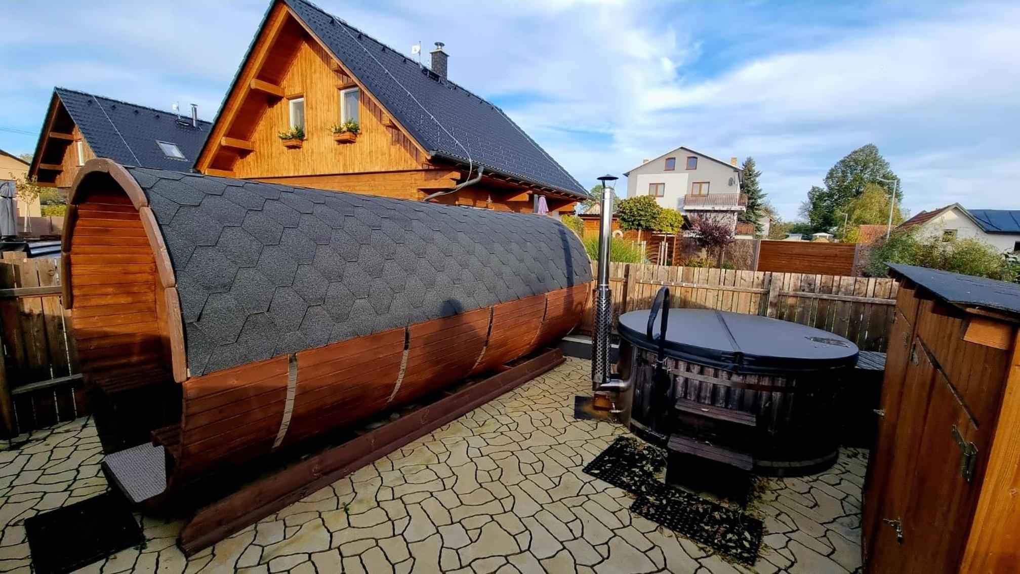 Four-Bedroom House photo 2