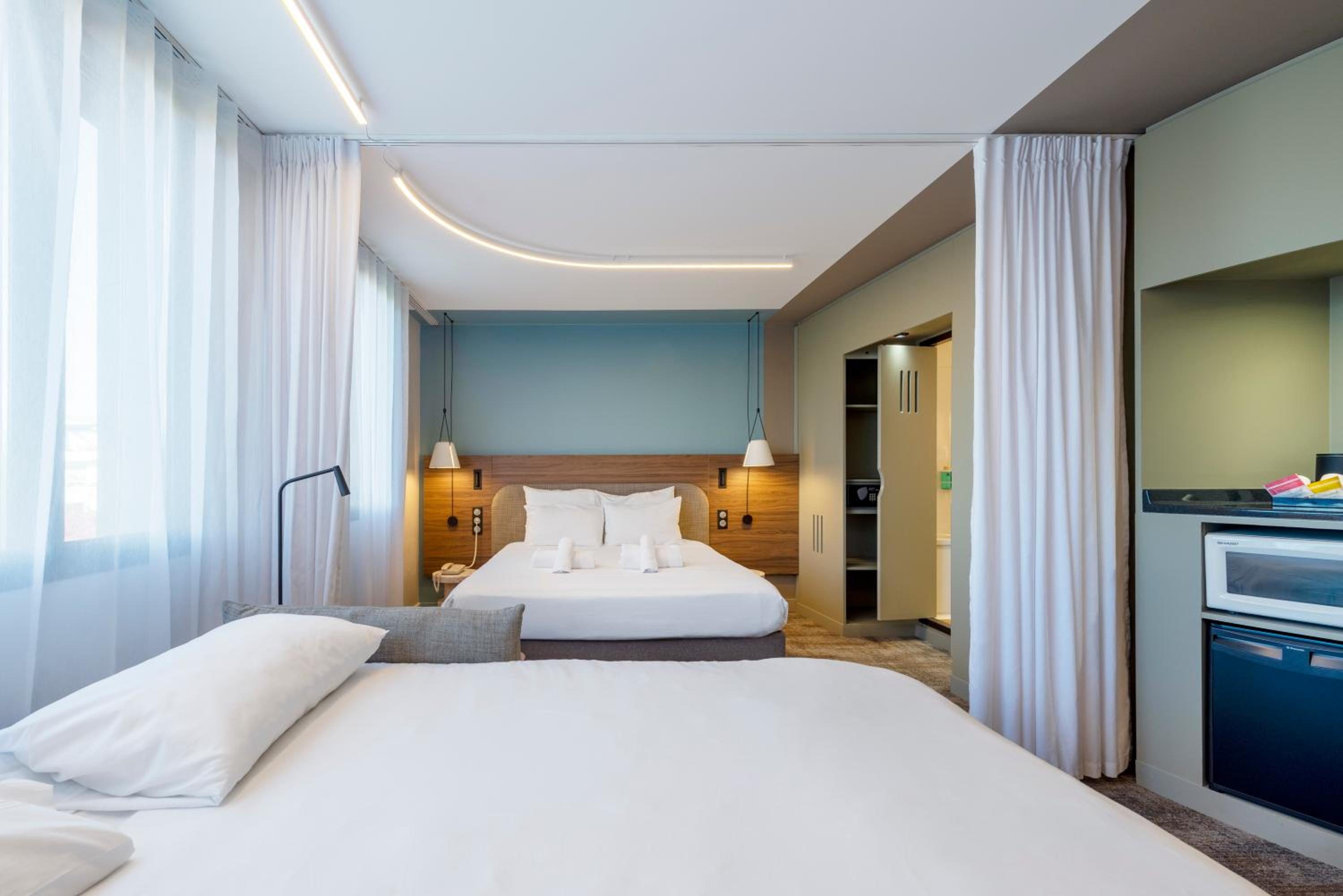 Superior Suite with 1 Double Bed and 1 Sofa Bed - Photo 5