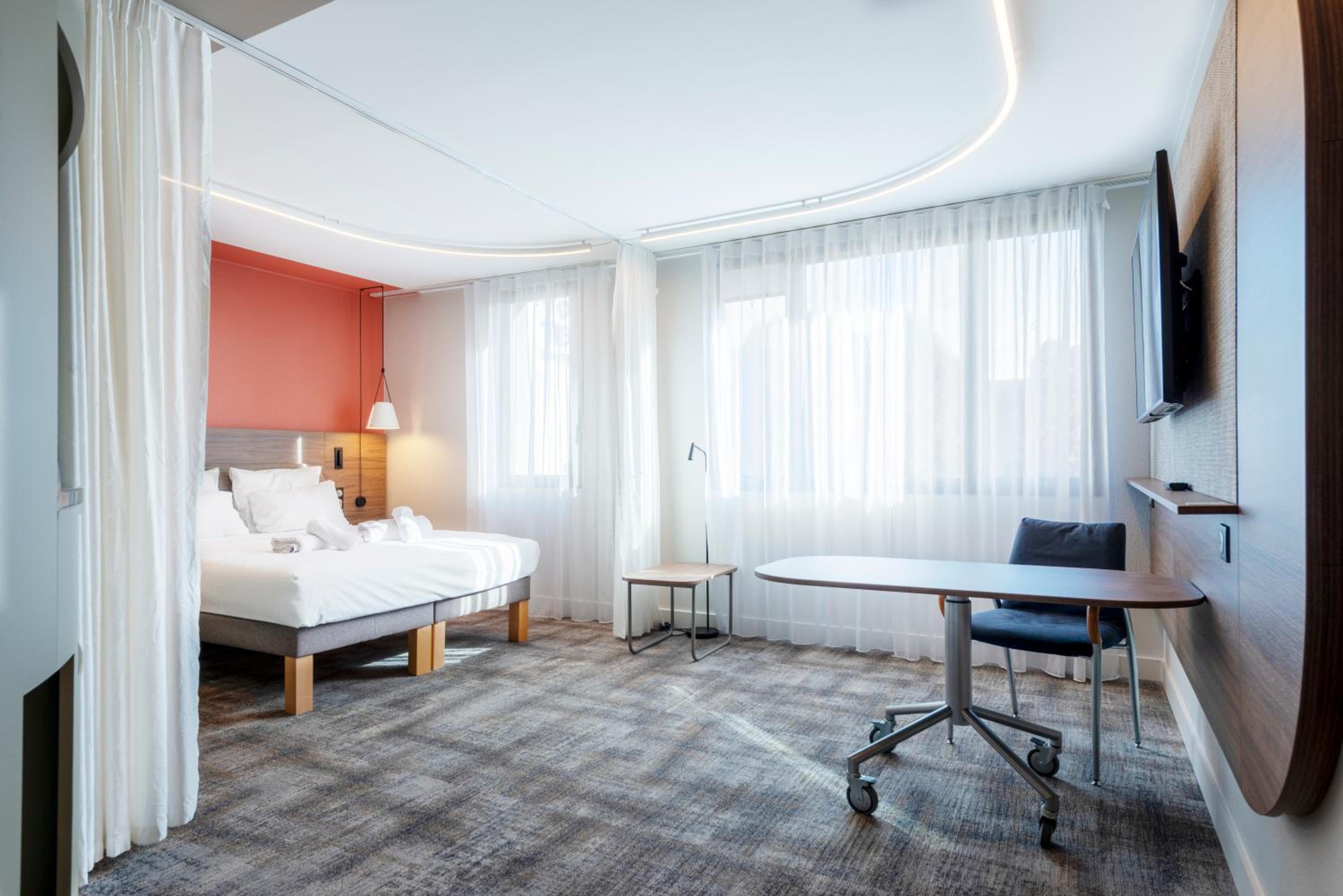 Superior Suite - Photo 3