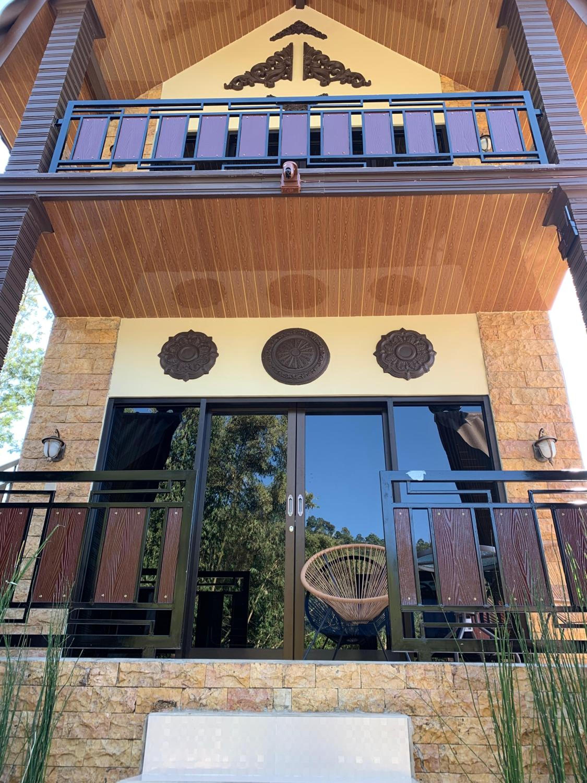 Deluxe Bungalow photo 3