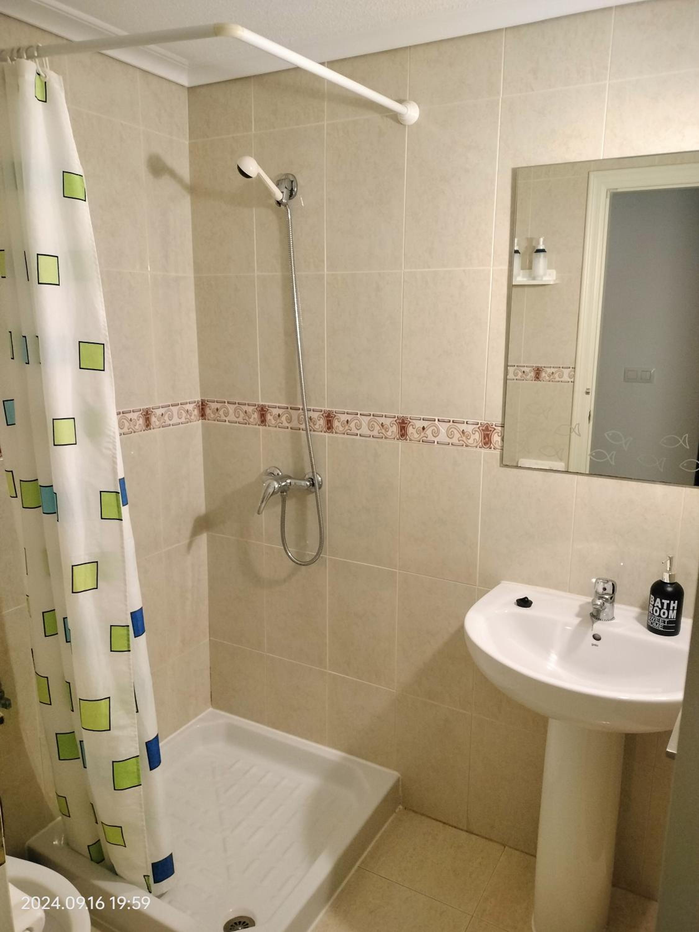 Three-Bedroom House photo 2