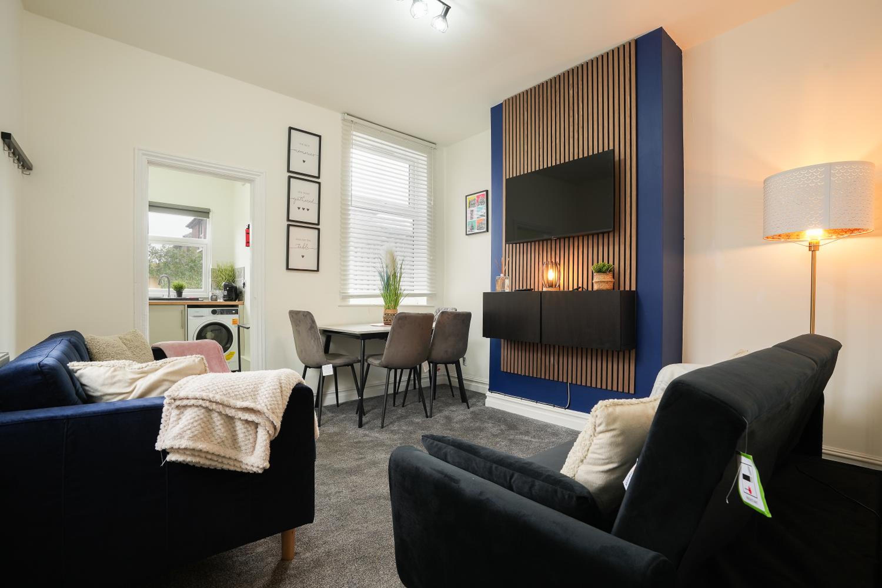 Four-Bedroom House photo 1