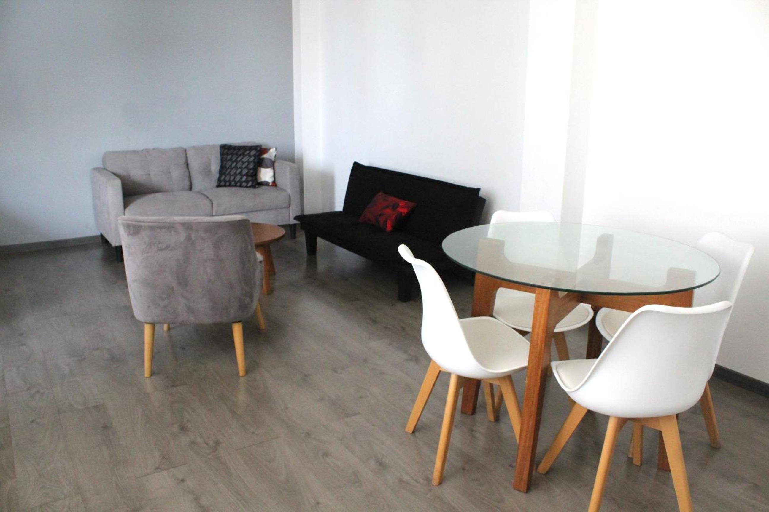 Deluxe Apartment photo 2