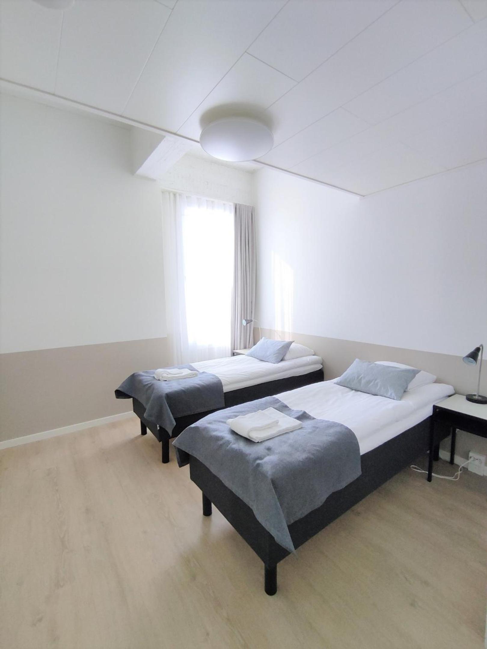 Two-Bedroom Apartment - Photo 2