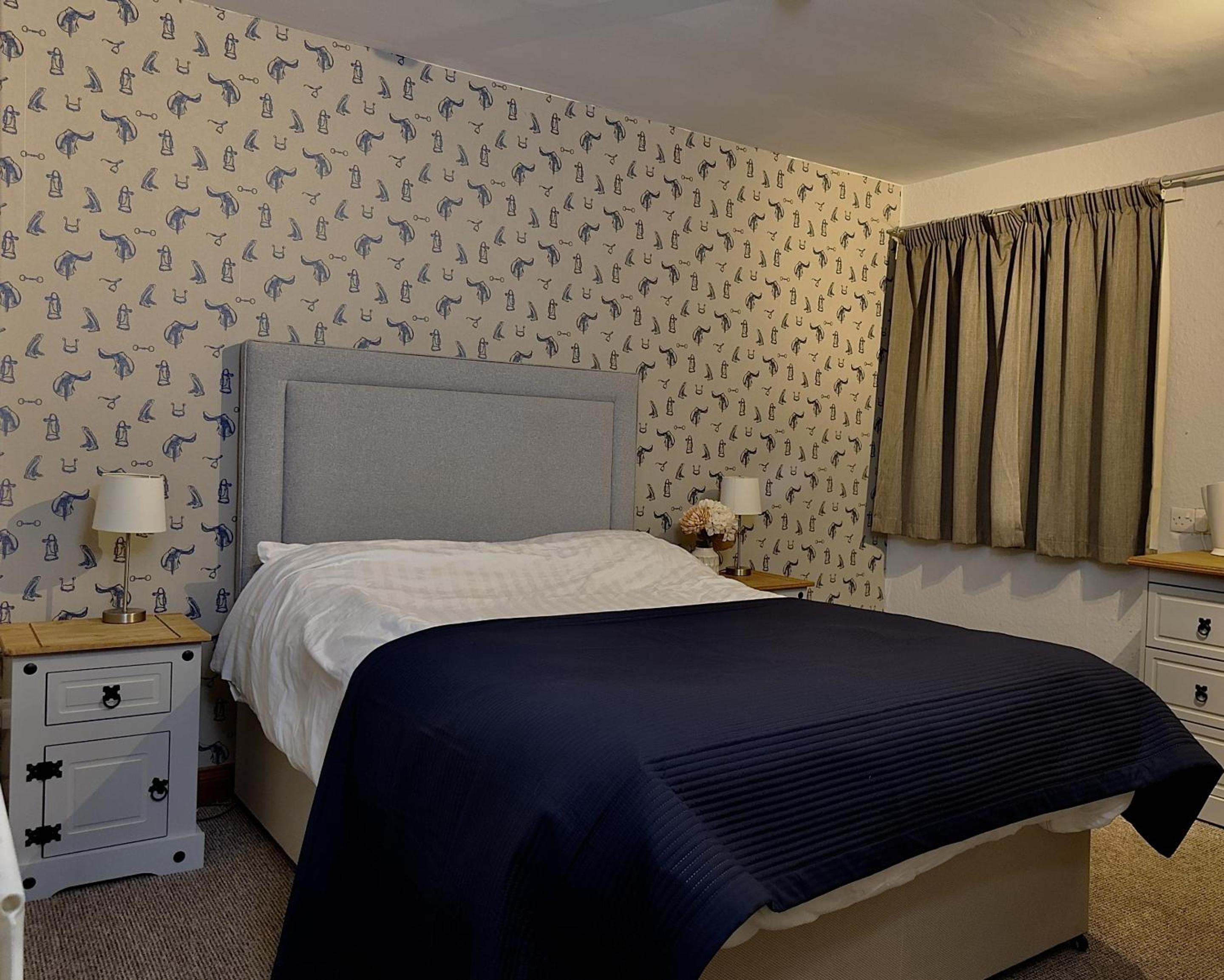 Deluxe Double Room With Shower