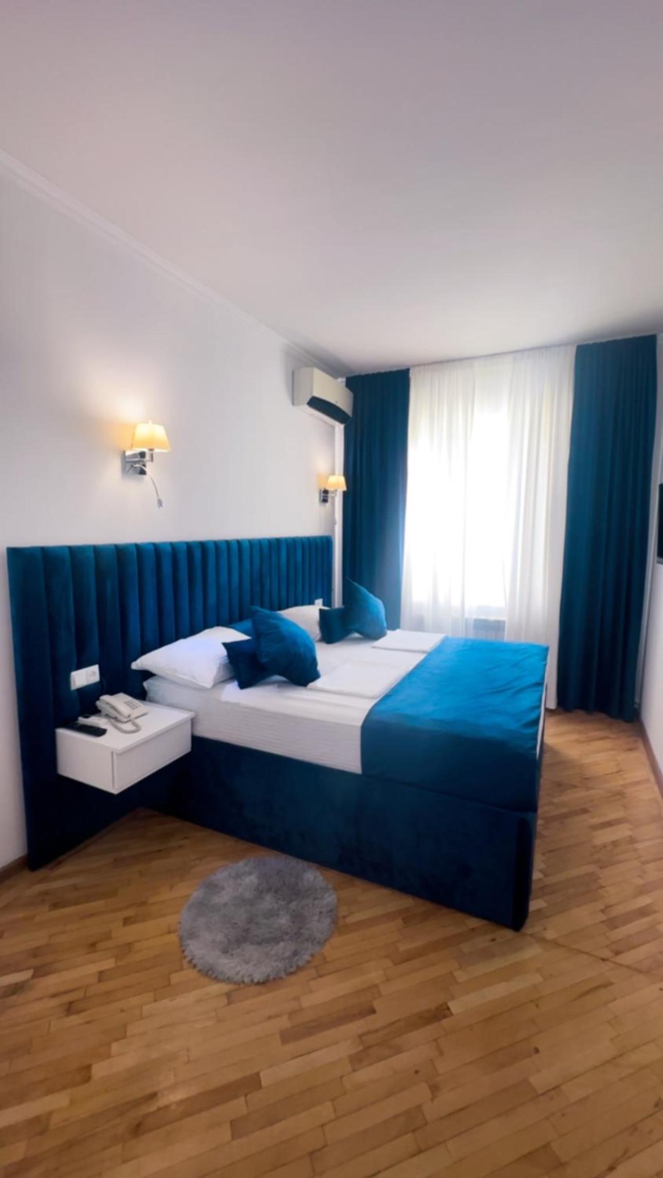 Suite photo 1