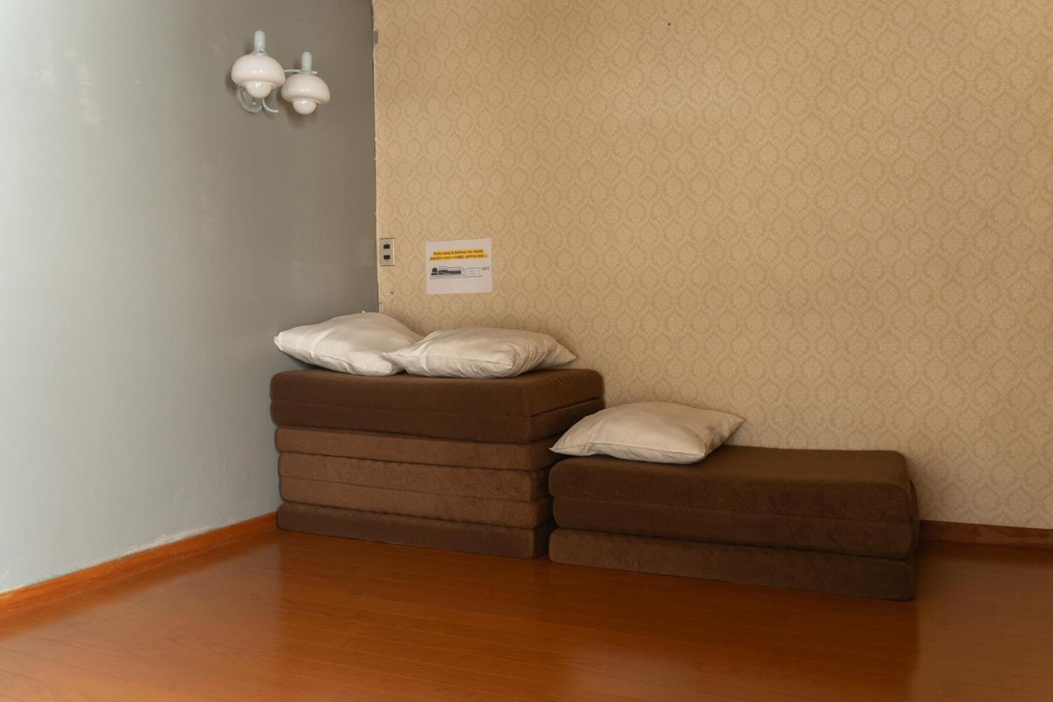 Triple Room with Shared Bathroom photo 1