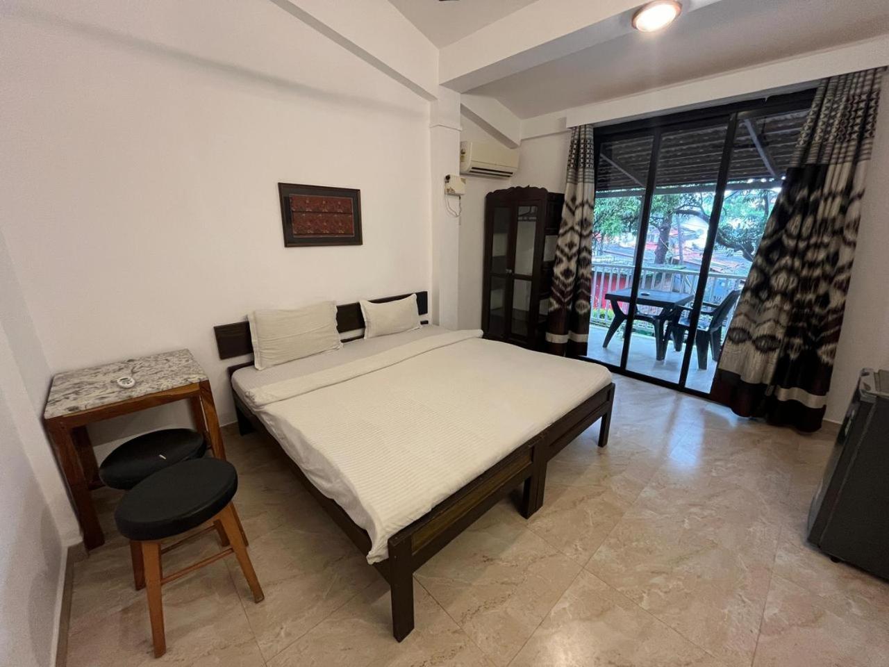 Deluxe Double Room With Balcony photo 2