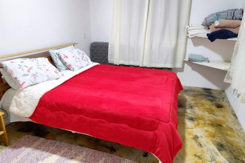 One-Bedroom House photo 1