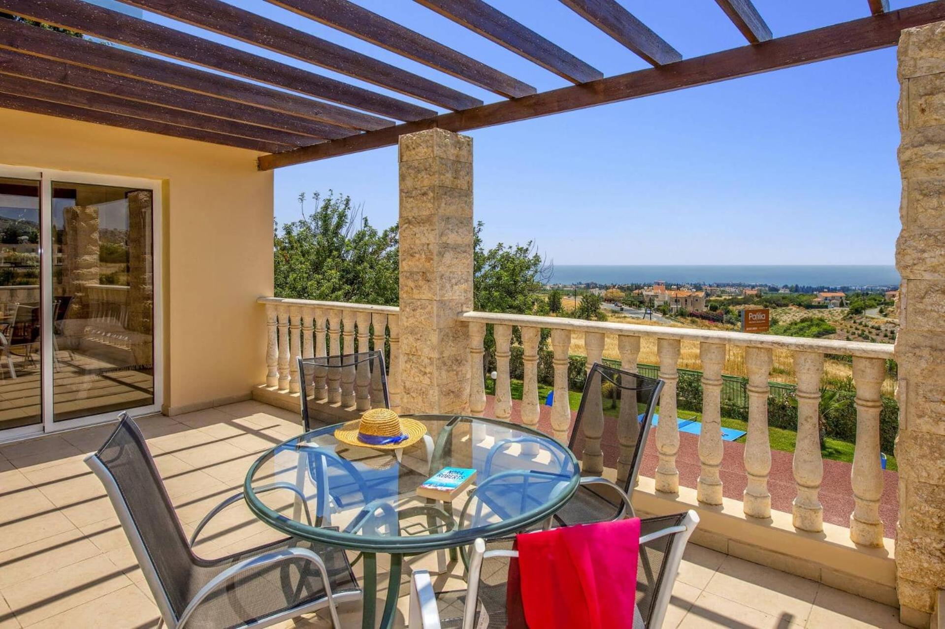Three-Bedroom Villa photo 3