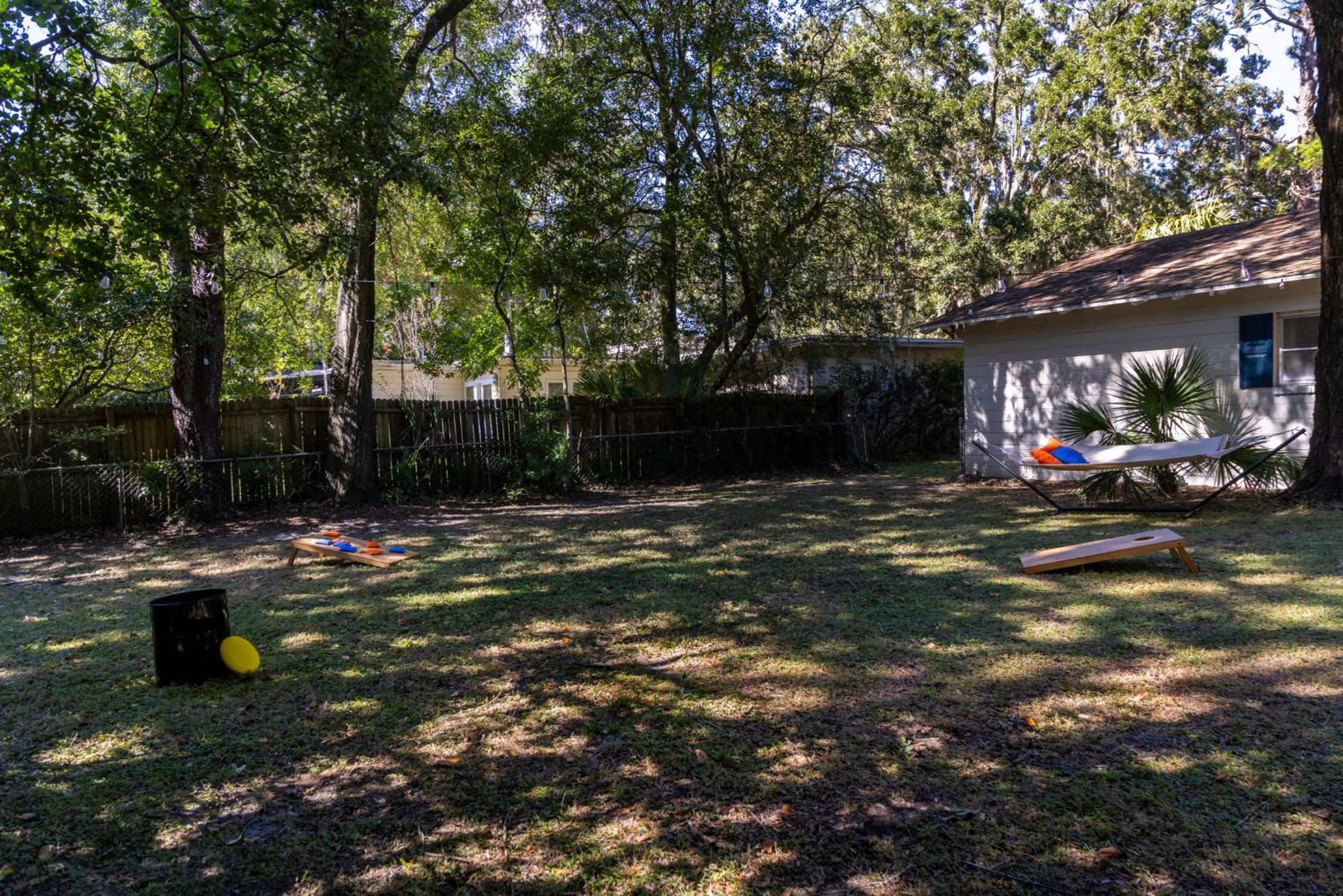 Four-Bedroom House photo 2