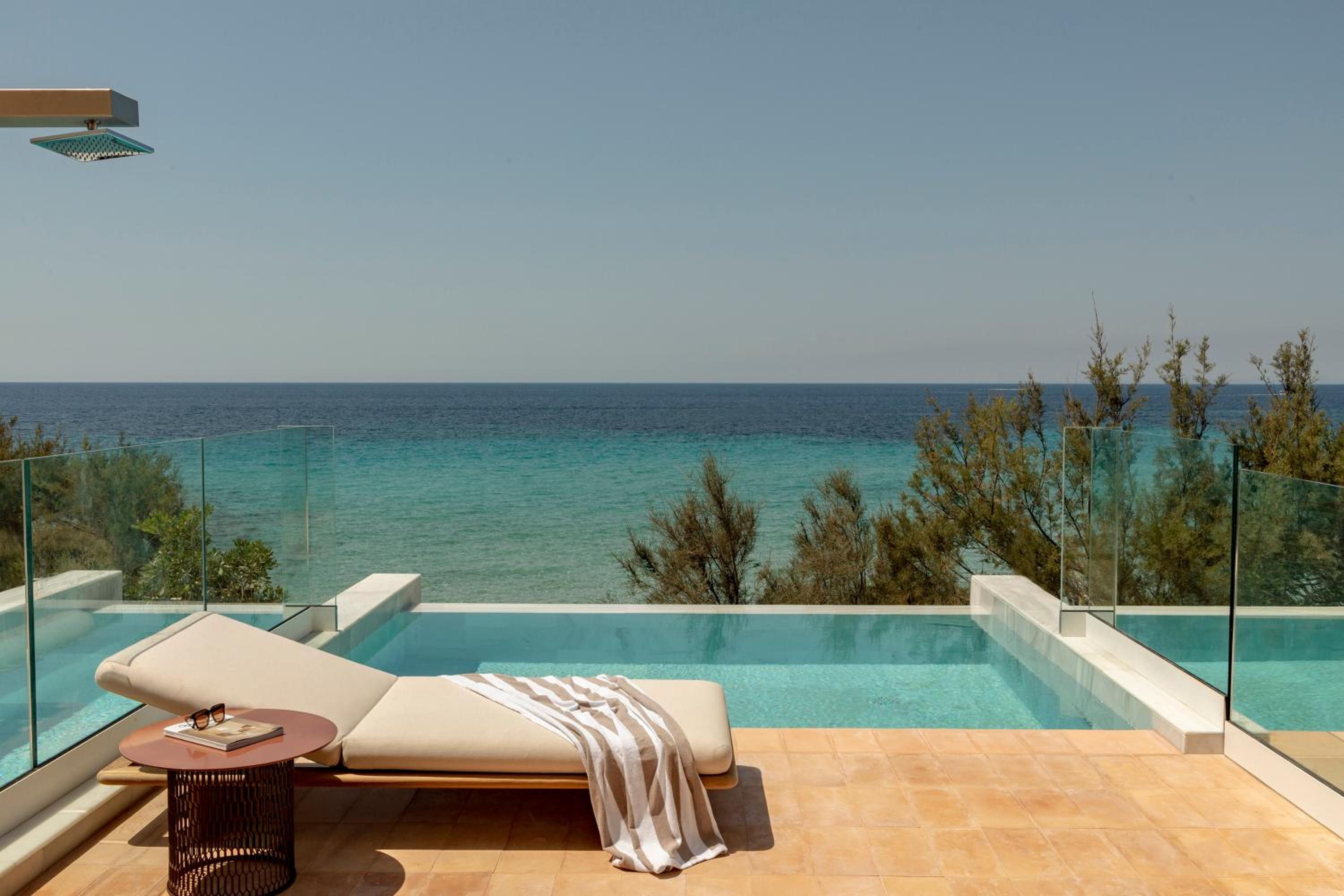 Master Suite with Private Pool Sea View - Photo 11