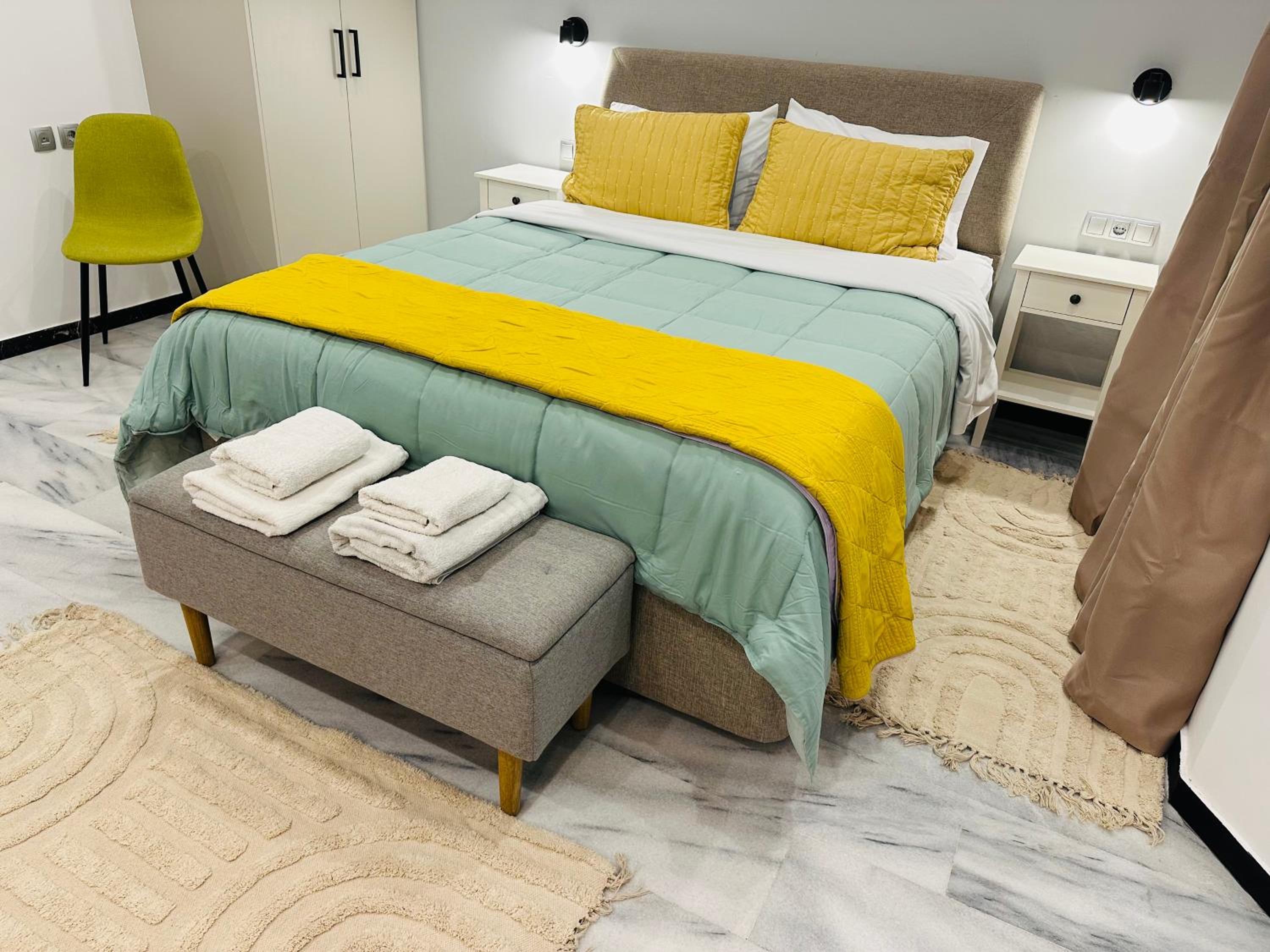 One-Bedroom Apartment