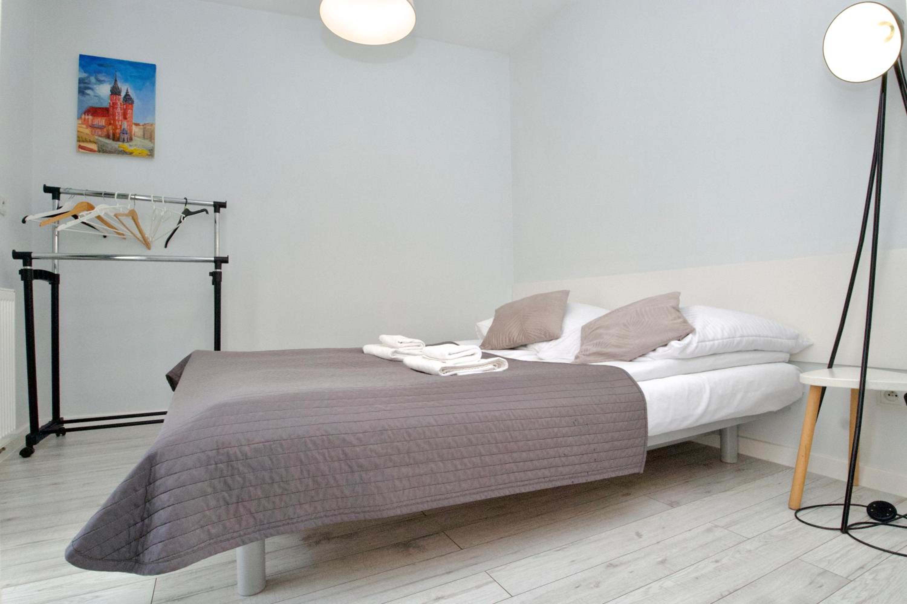 Apartment 12 photo 2