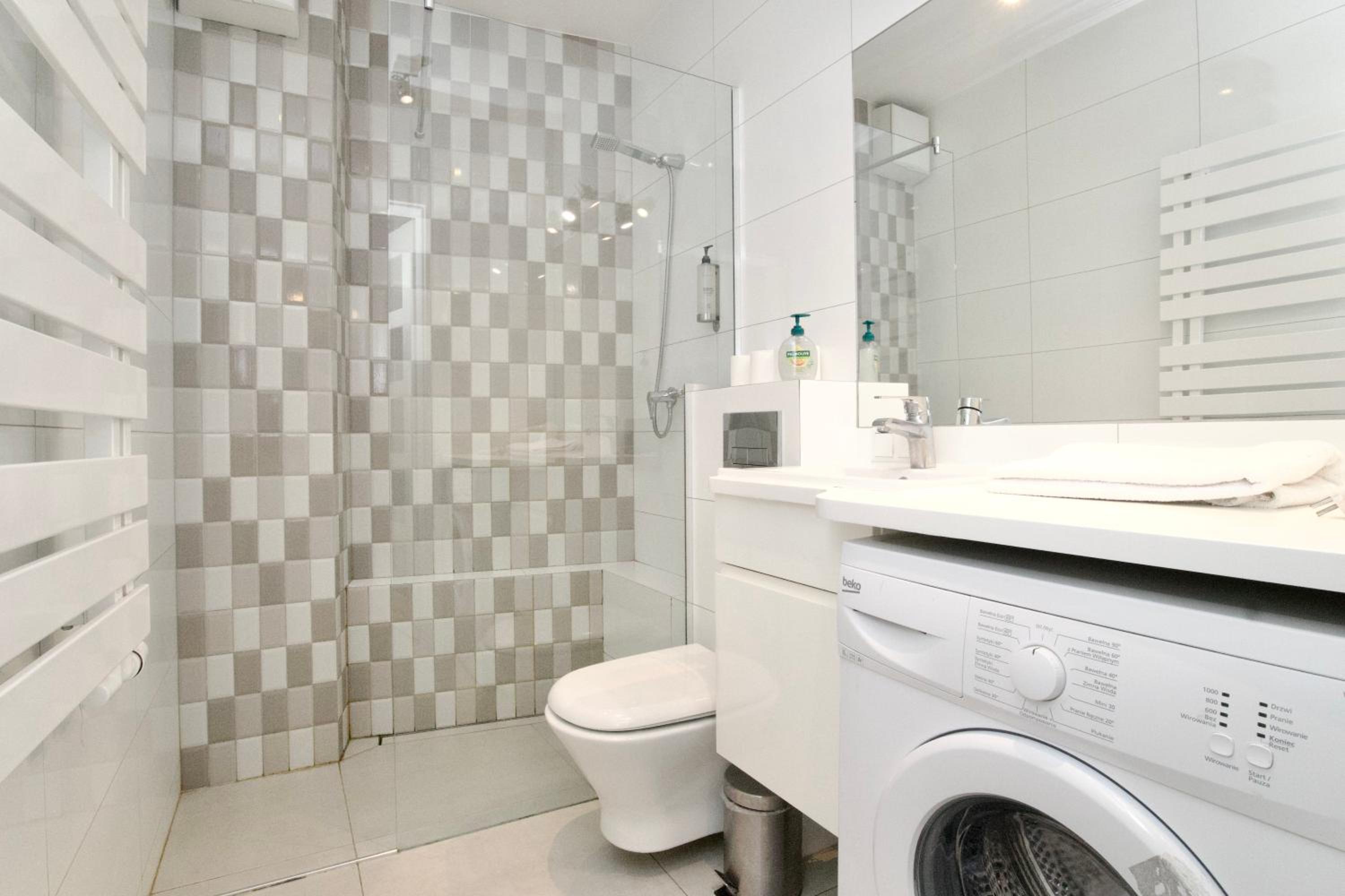 Apartment 12 photo 3