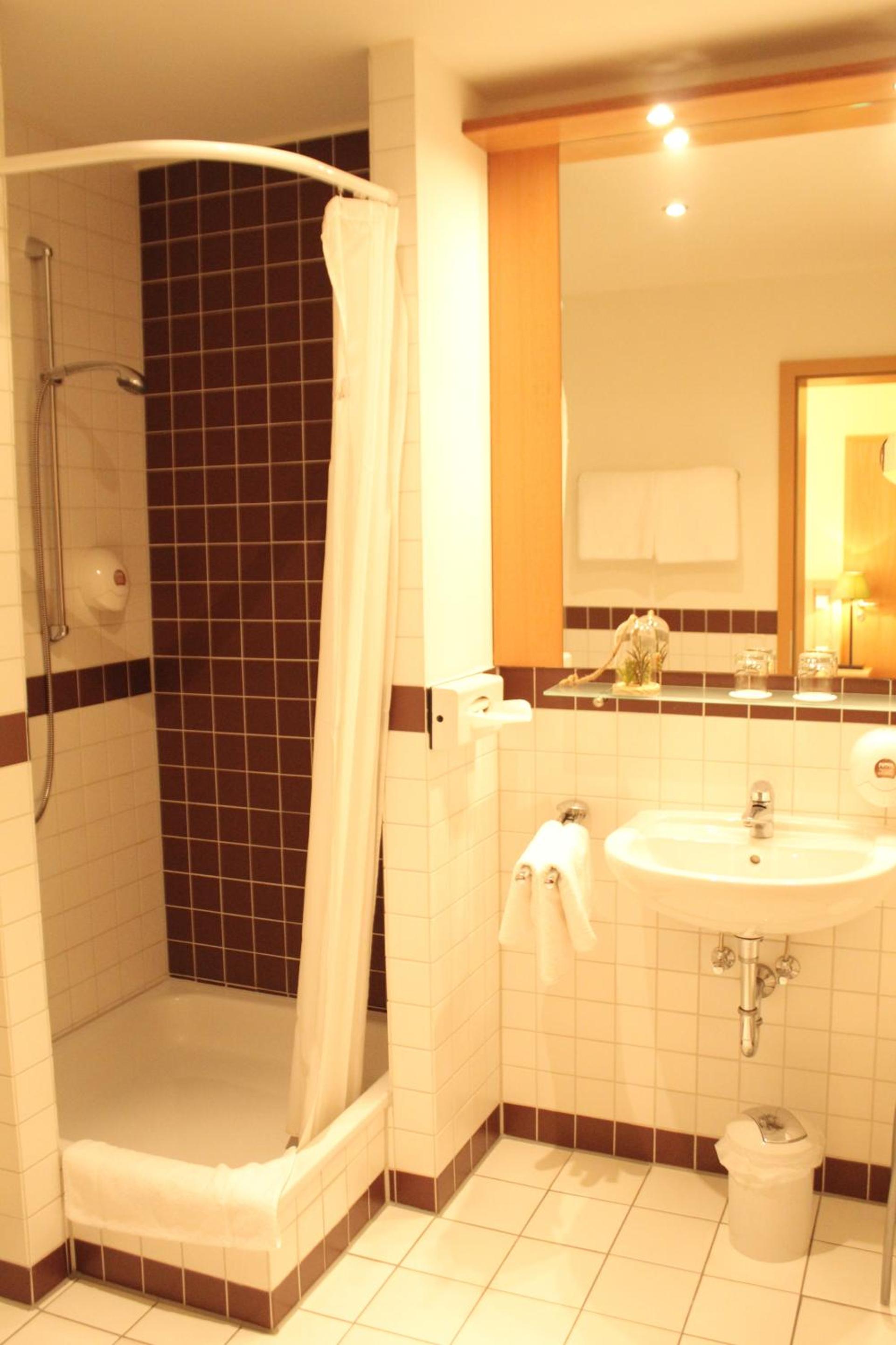 Standard Double Room photo 2