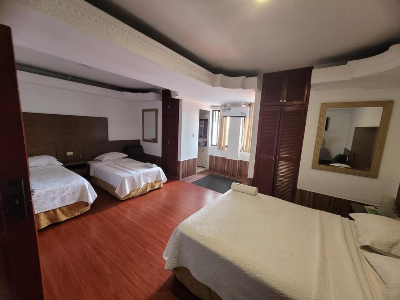 Triple Room