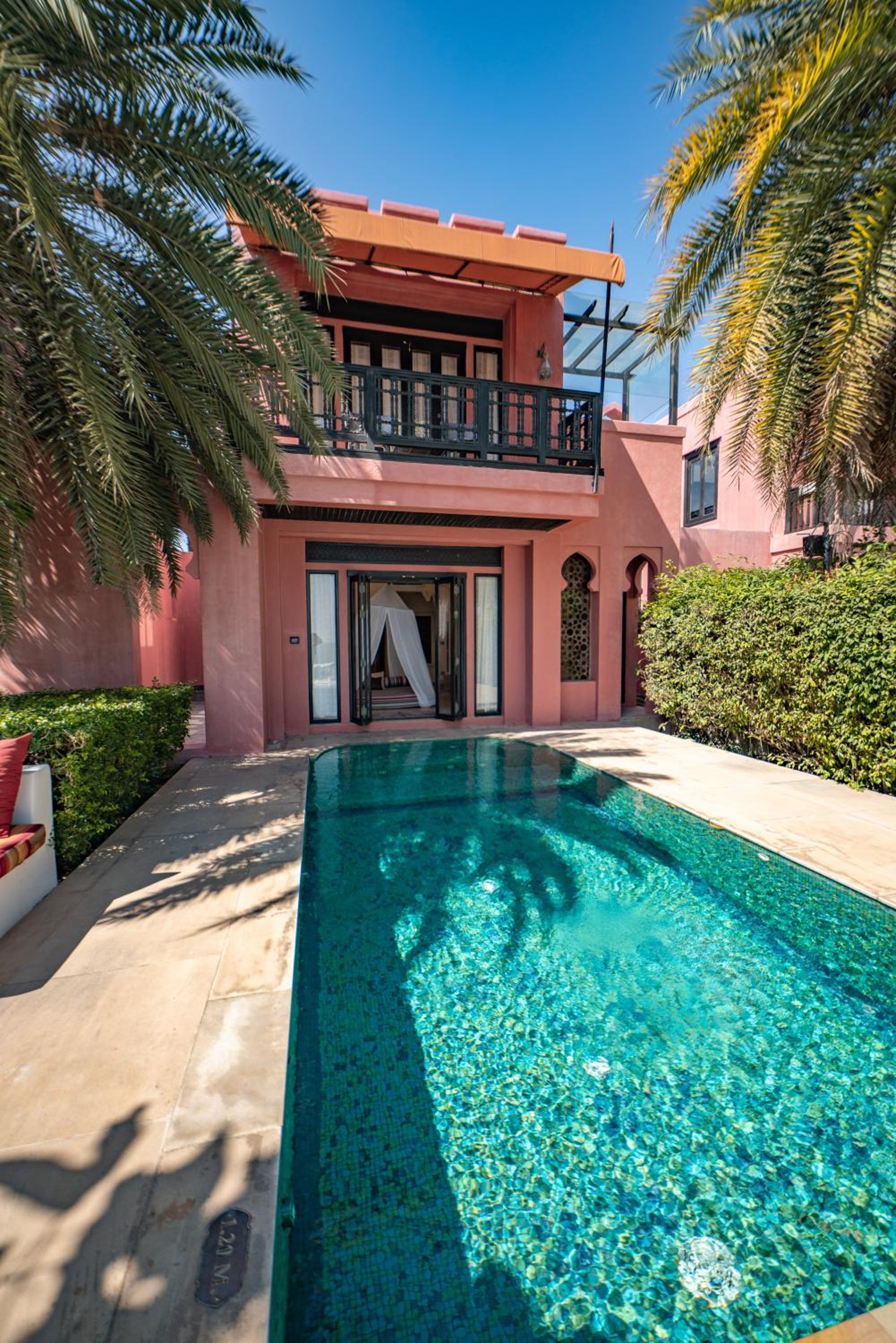 	 One Bedroom Moroccan Beachfront Pool Villa - Photo 3