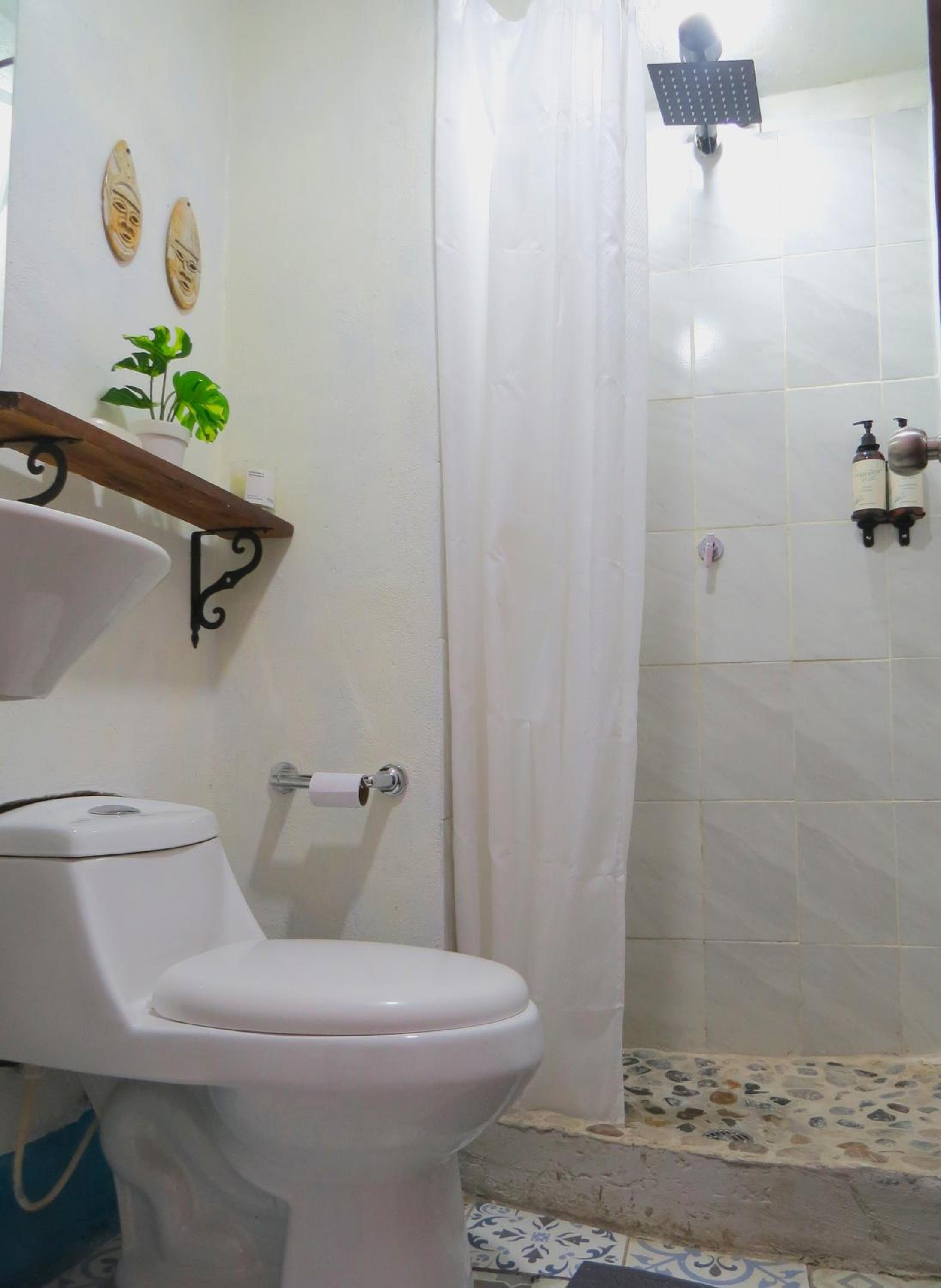 Triple Room with Private Bathroom photo 3