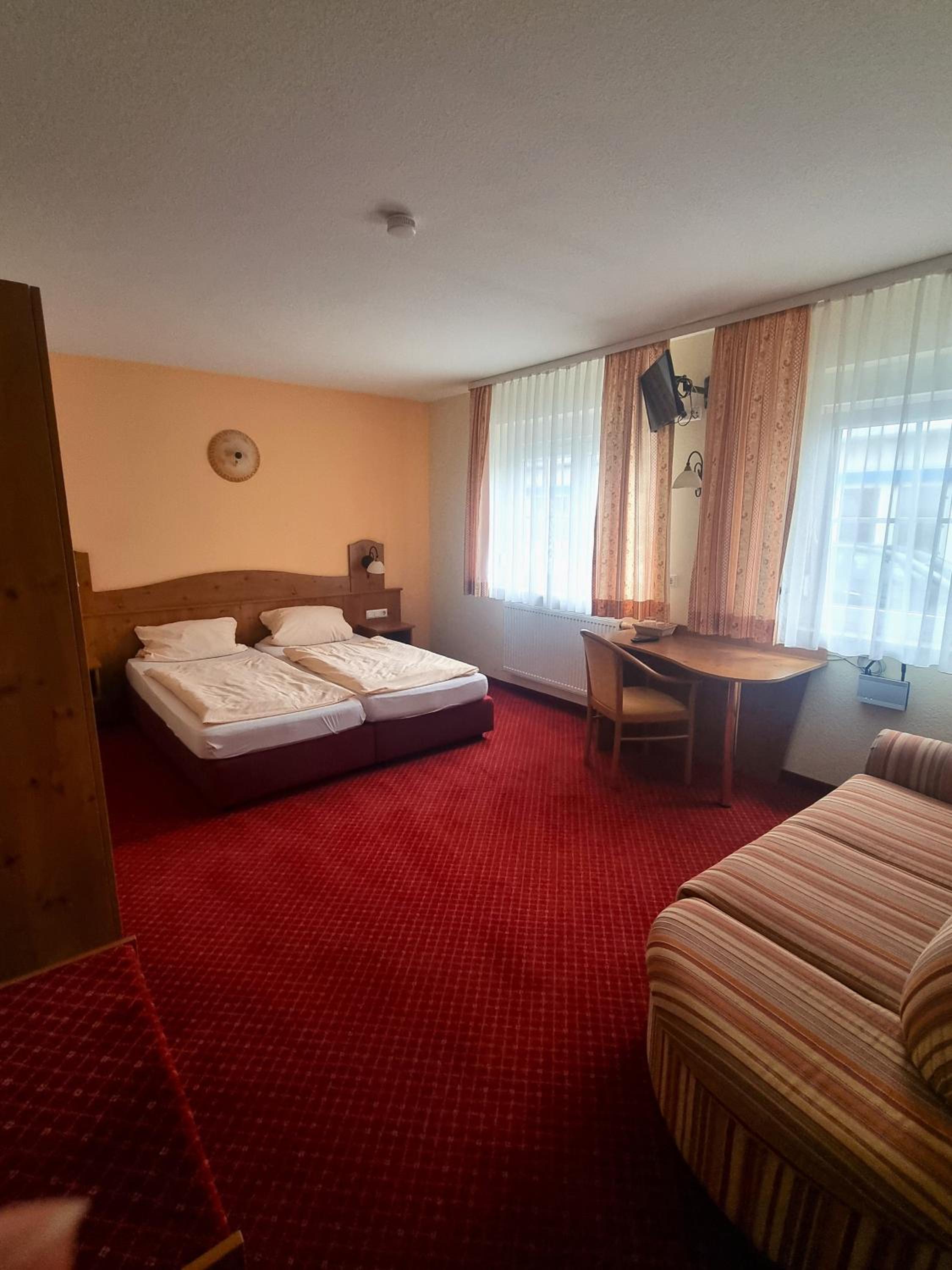 Double Room with Private Bathroom photo 1