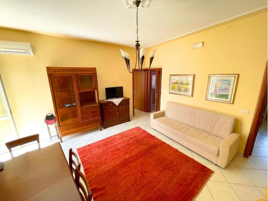 Two-Bedroom Apartment with City View photo 1