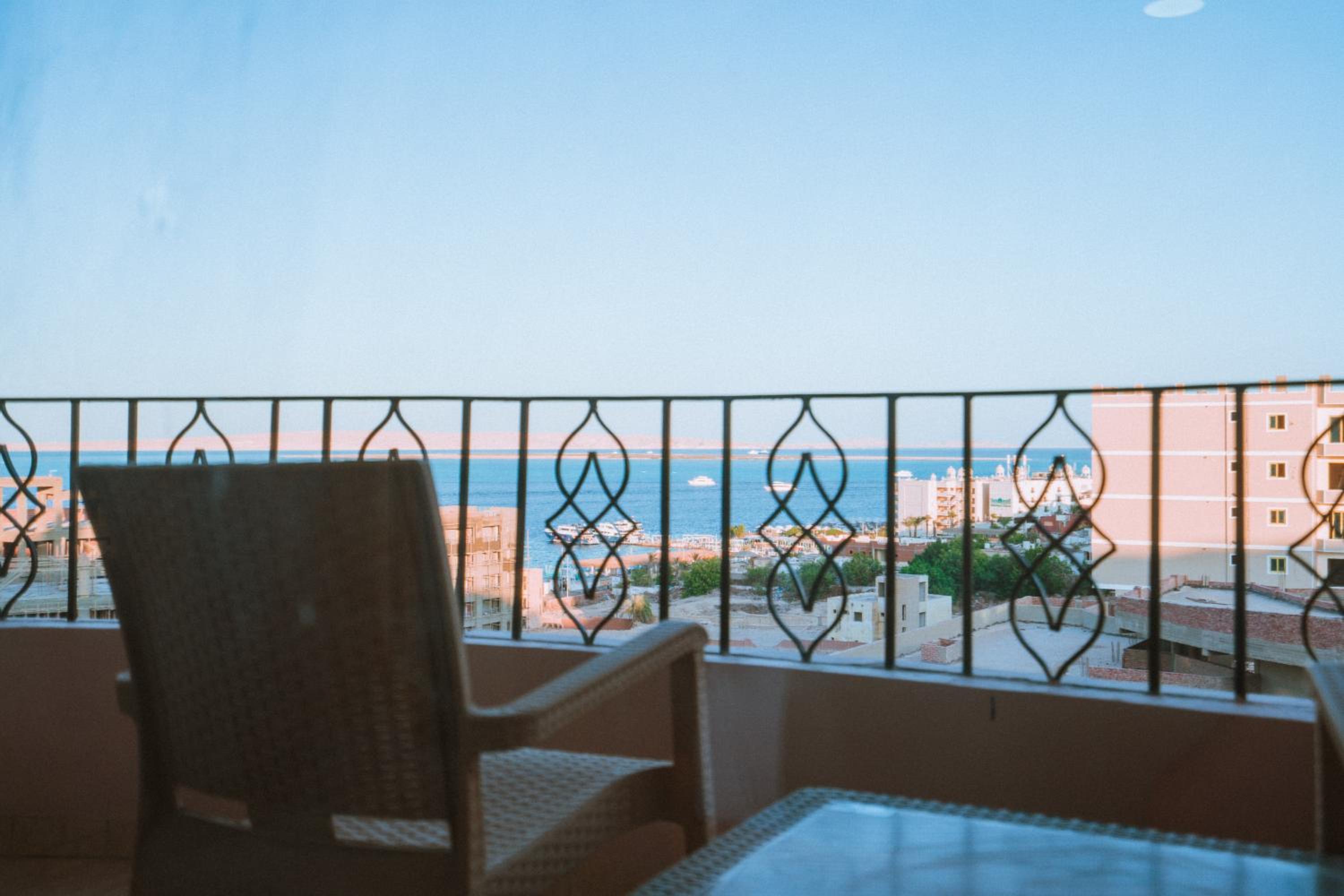 Studio with Balcony photo 2
