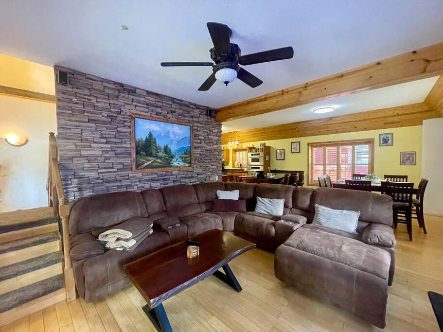 Four-Bedroom House photo 1