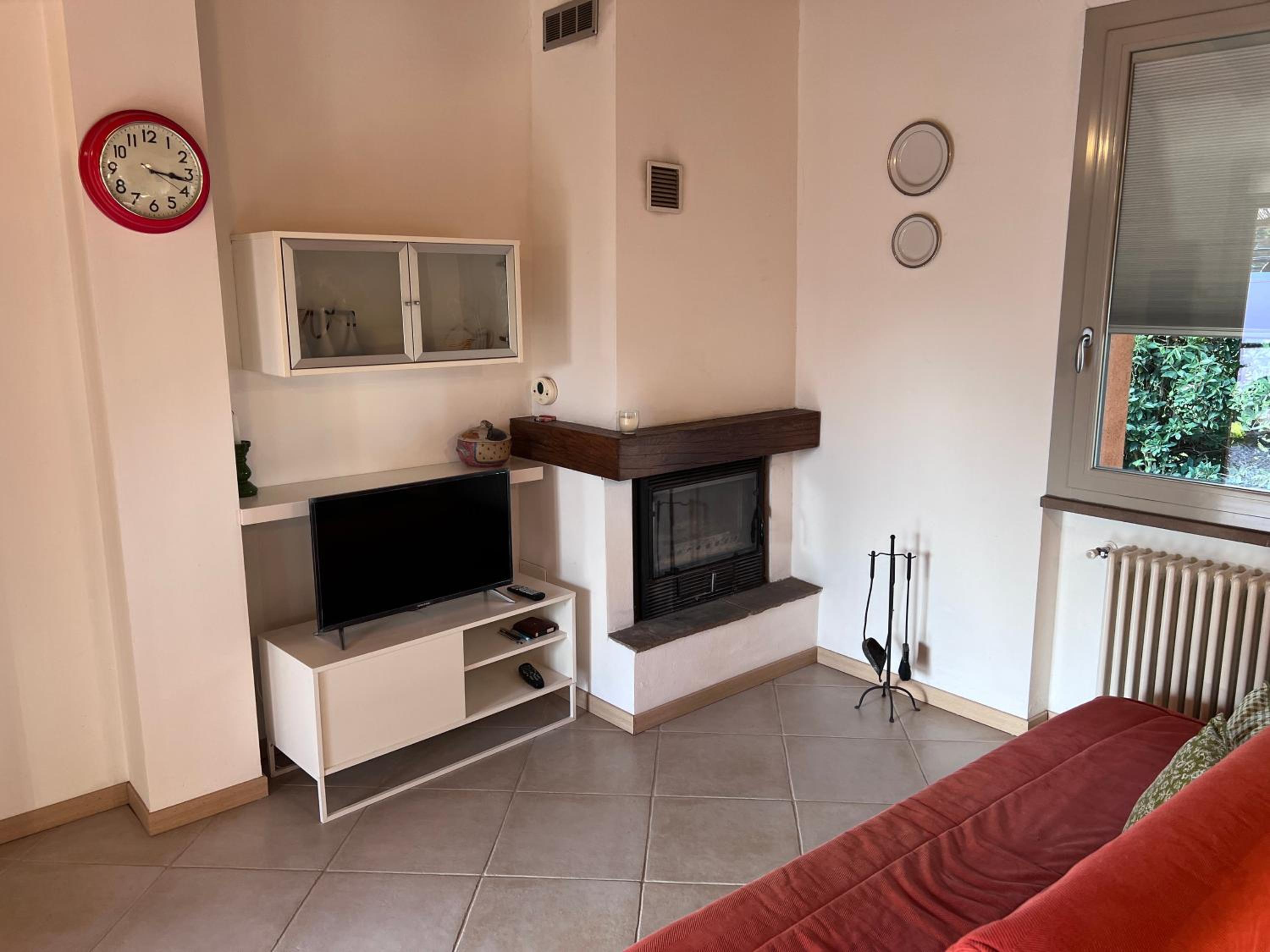 One-Bedroom House photo 1