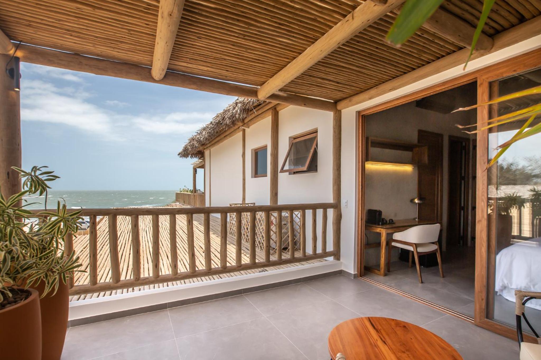 Superior Suite with Sea View photo 2