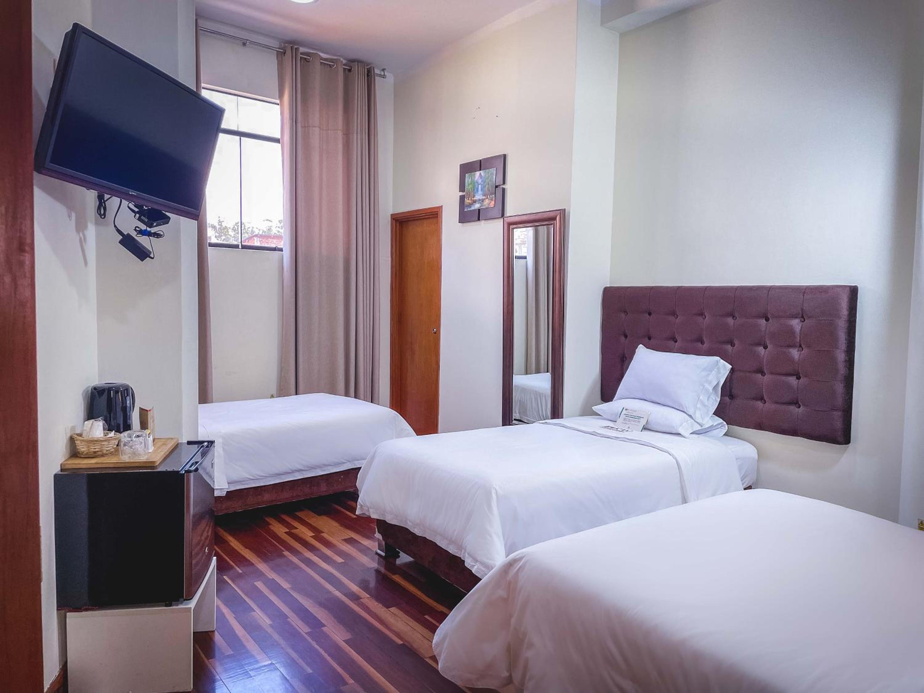 Basic Triple Room photo 2