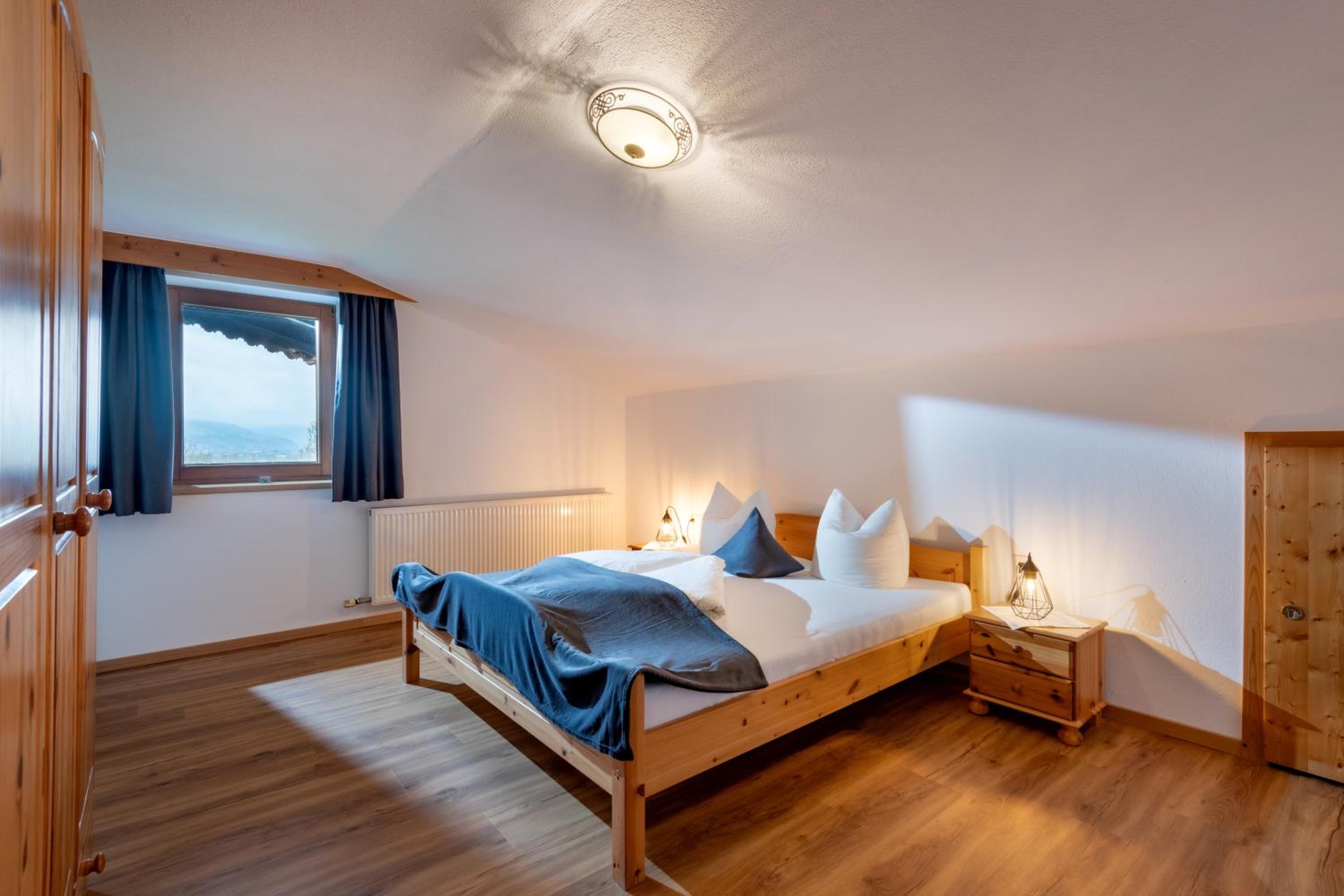 Two-Bedroom Apartment with Balcony photo 1