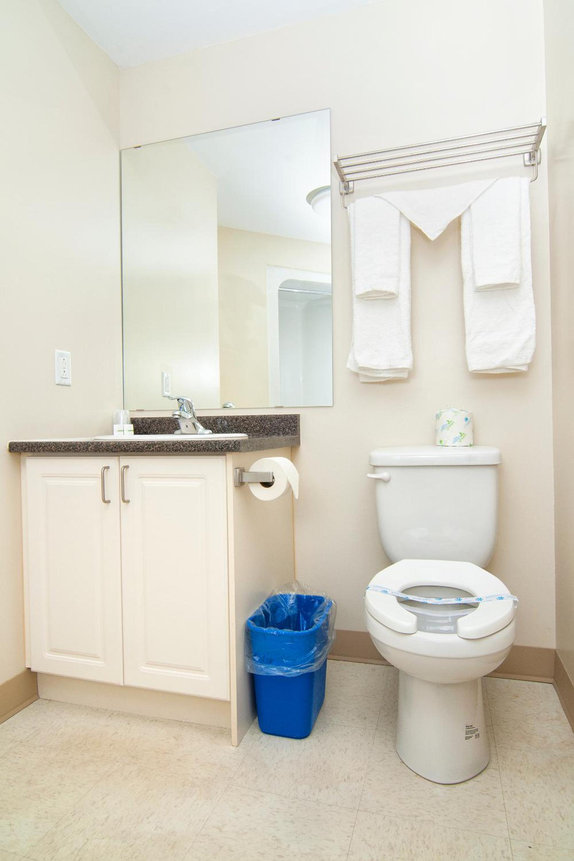 Two-Bedroom Suite photo 2