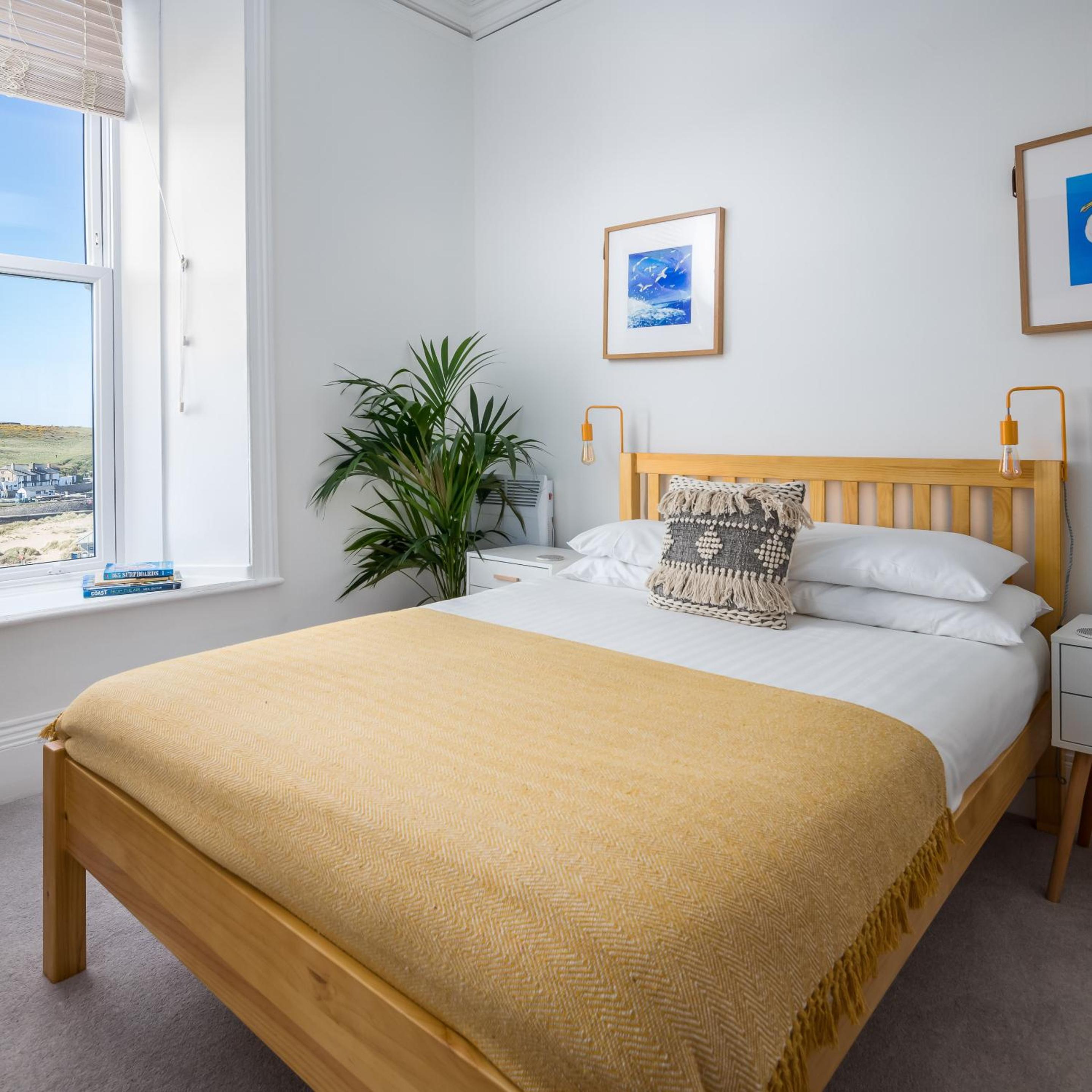 Sea View Double Room with Luxury Bathroom photo 1