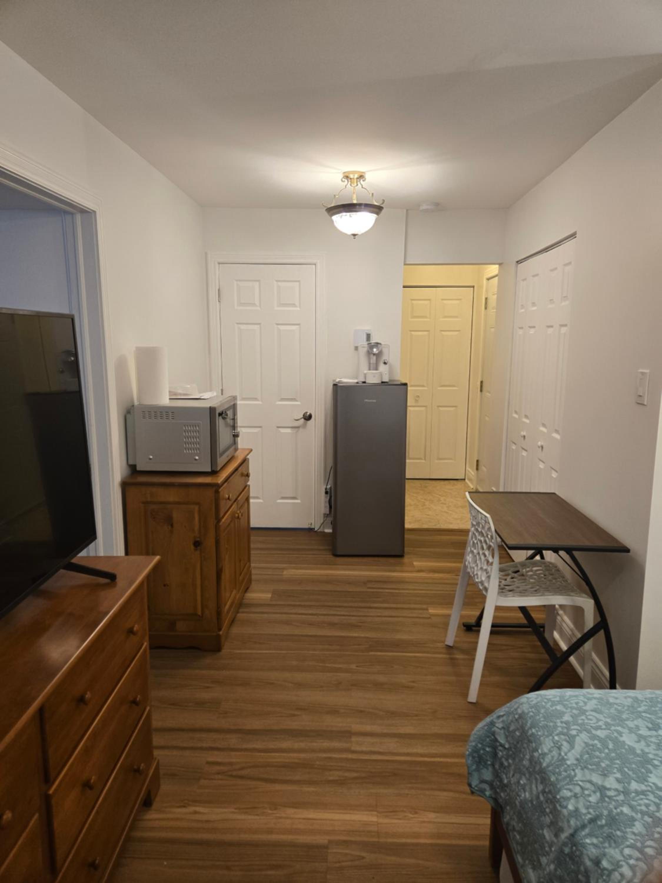 Queen Room photo 2
